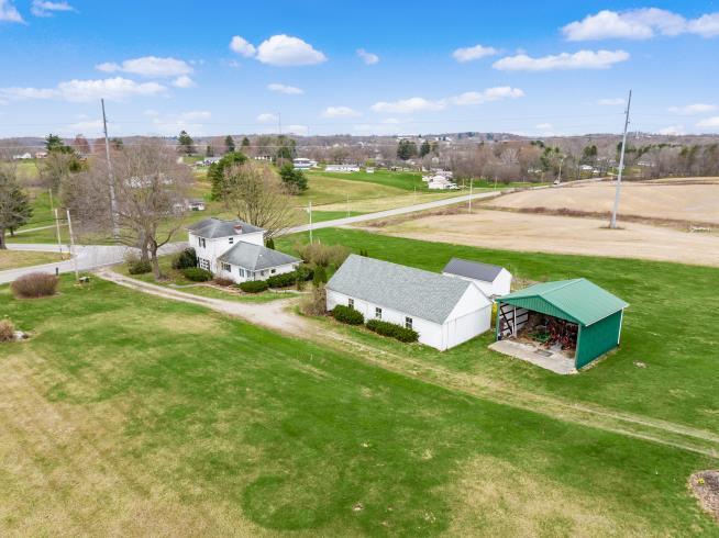 5185 Linnville Road Property Photo 11
