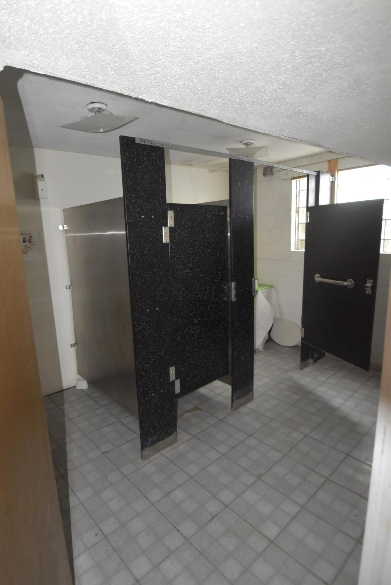 1107 E Mound Street Property Photo 17