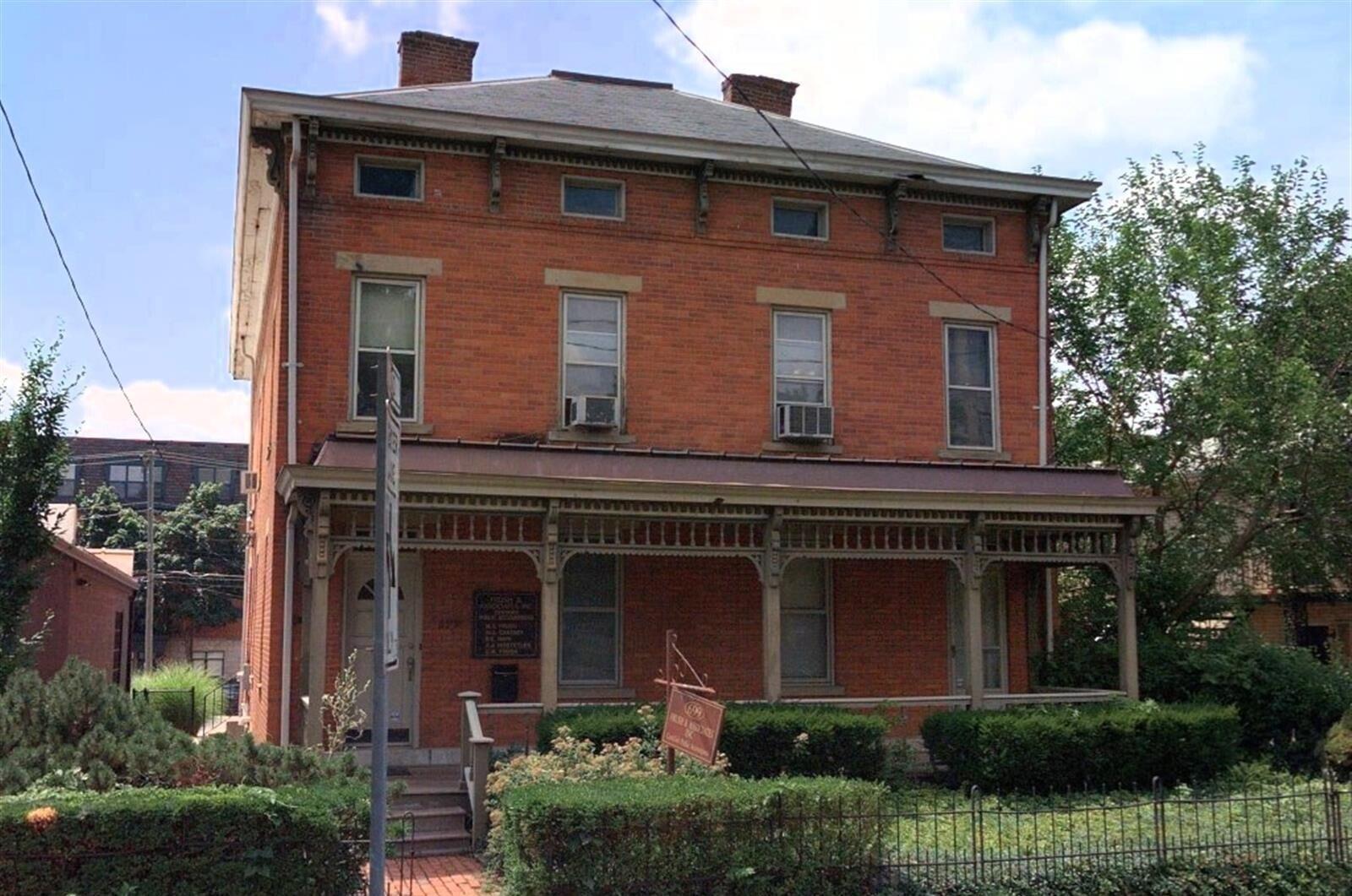699 S Front Street Property Photo