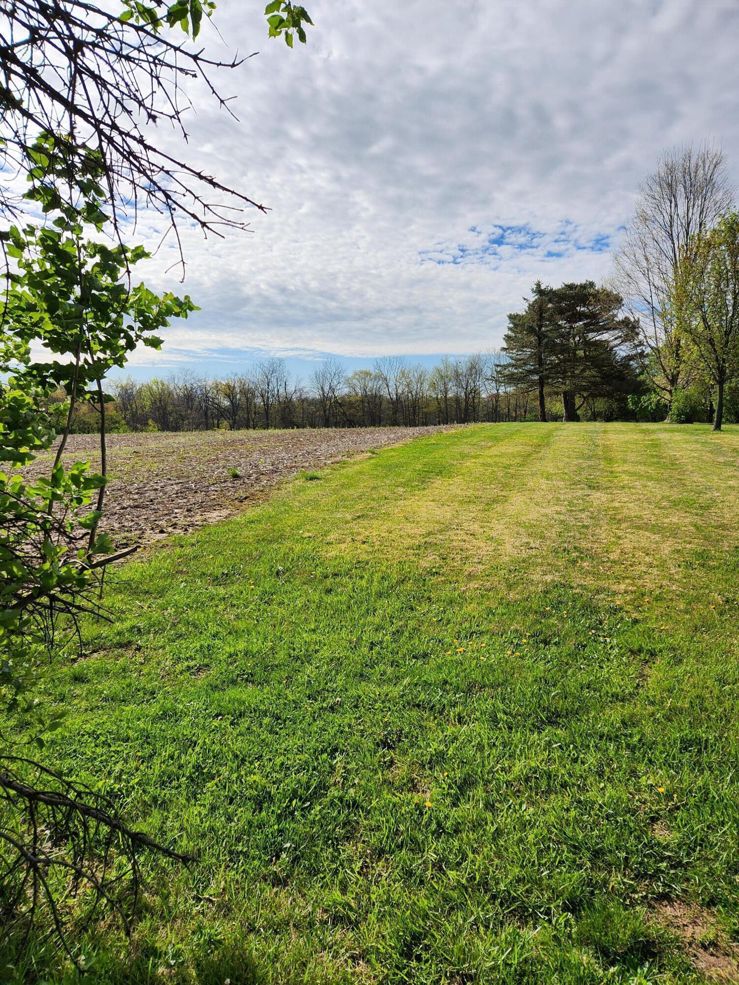 10047 Loop Road Property Photo 2