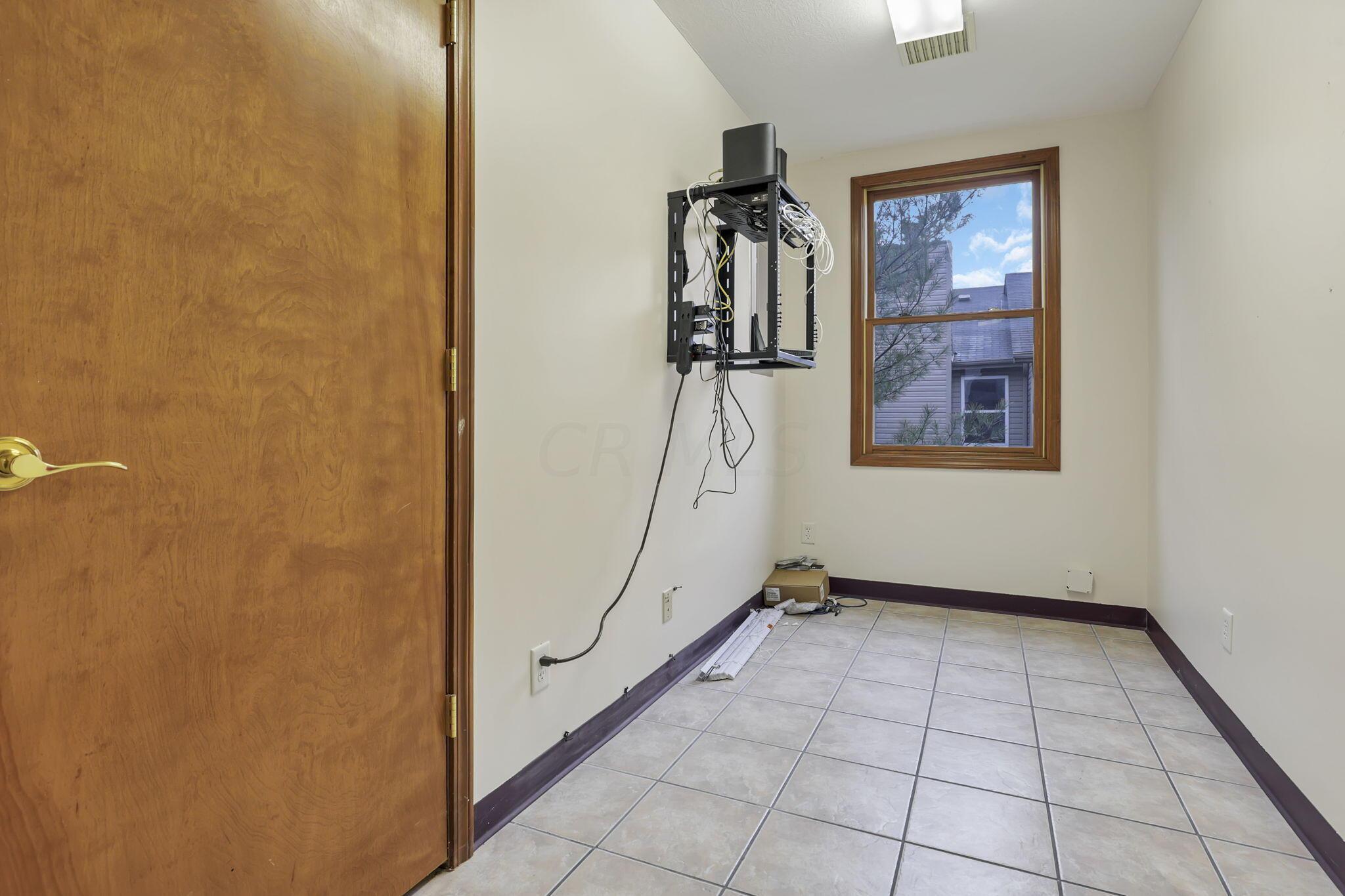 676 Brook Hollow Property Photo 39