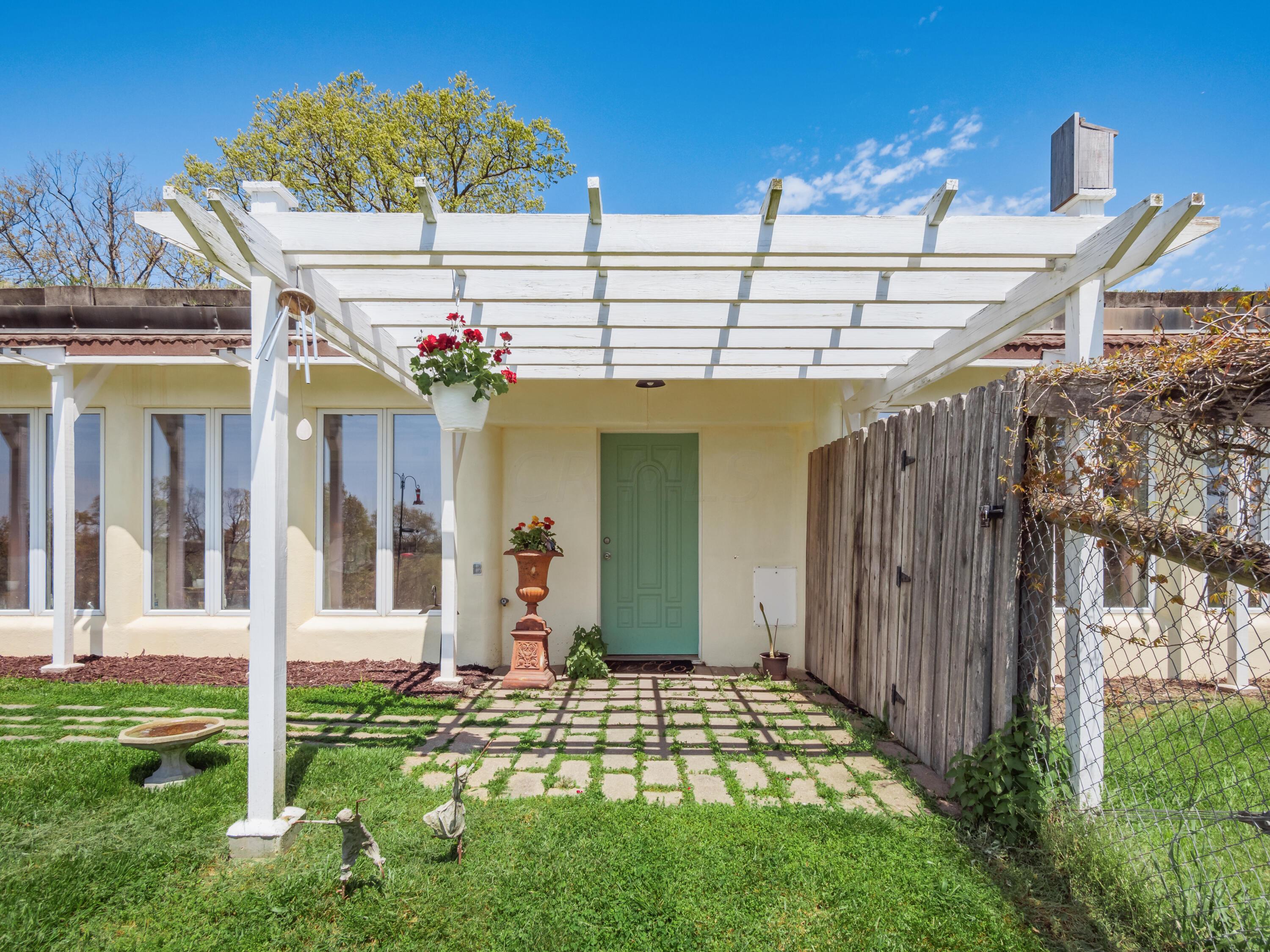 51795 Eaton Road Property Photo 3