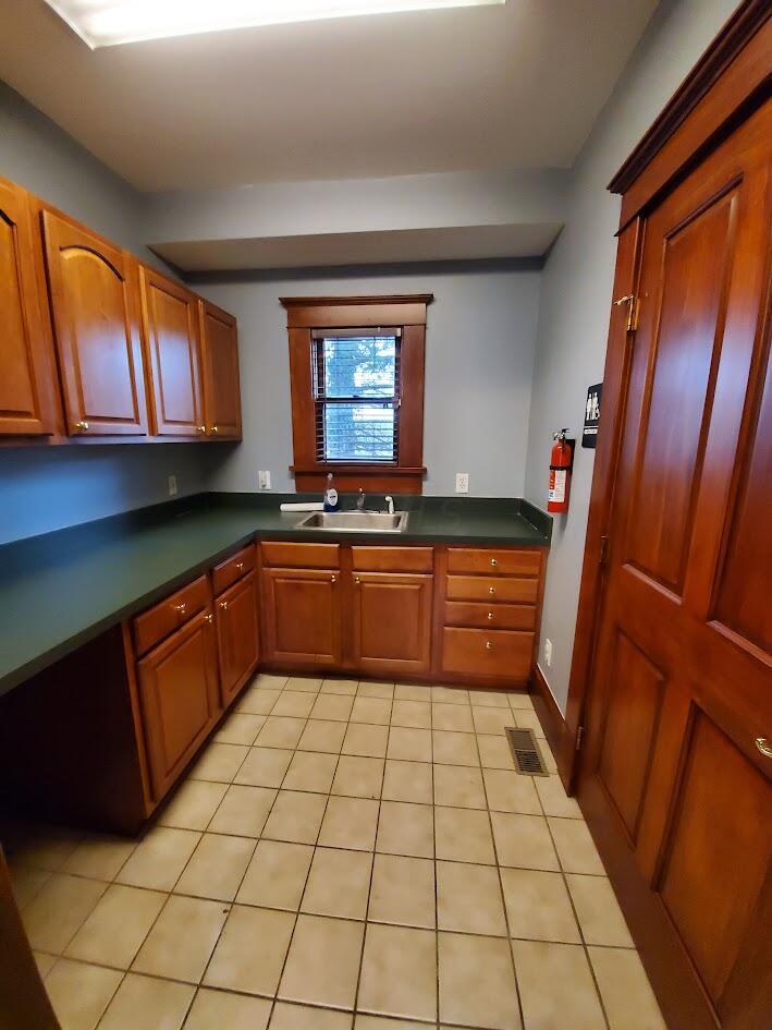 60 Hill Road S Property Photo 3