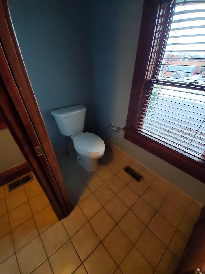 60 Hill Road S Property Photo 6