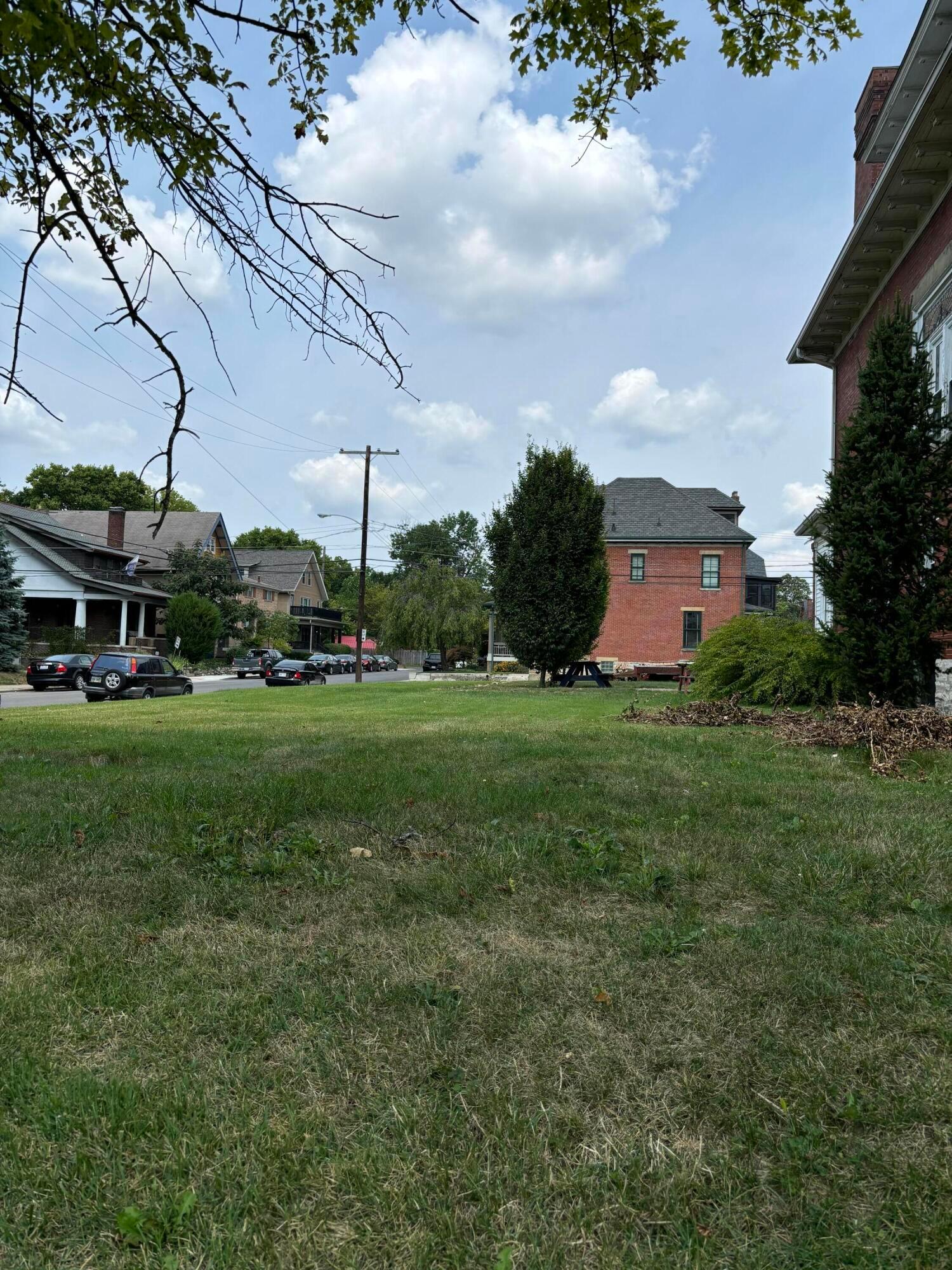 838 Bryden Road Property Photo 2