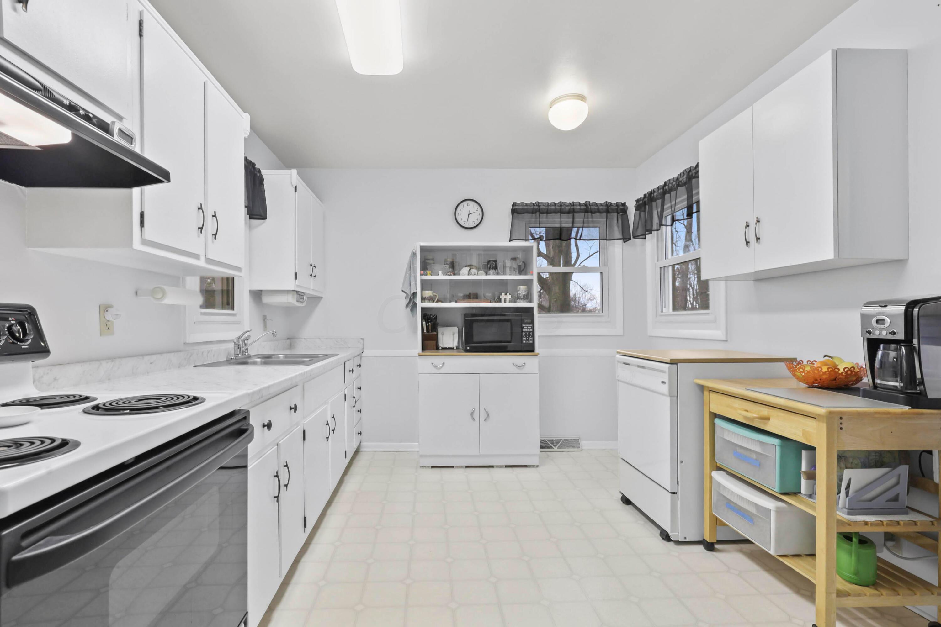 10179 Johnstown Road Property Photo 10