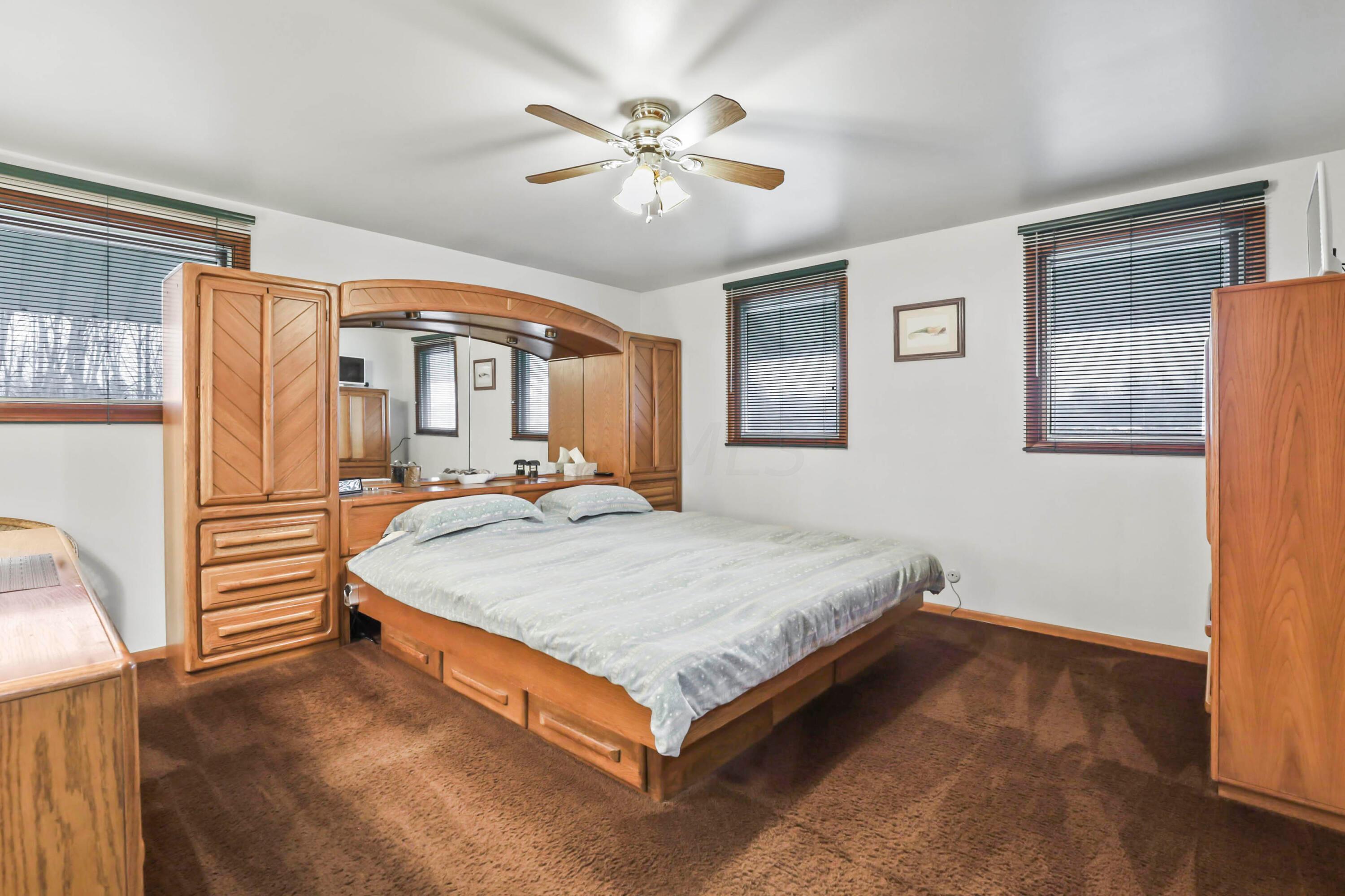 10179 Johnstown Road Property Photo 20
