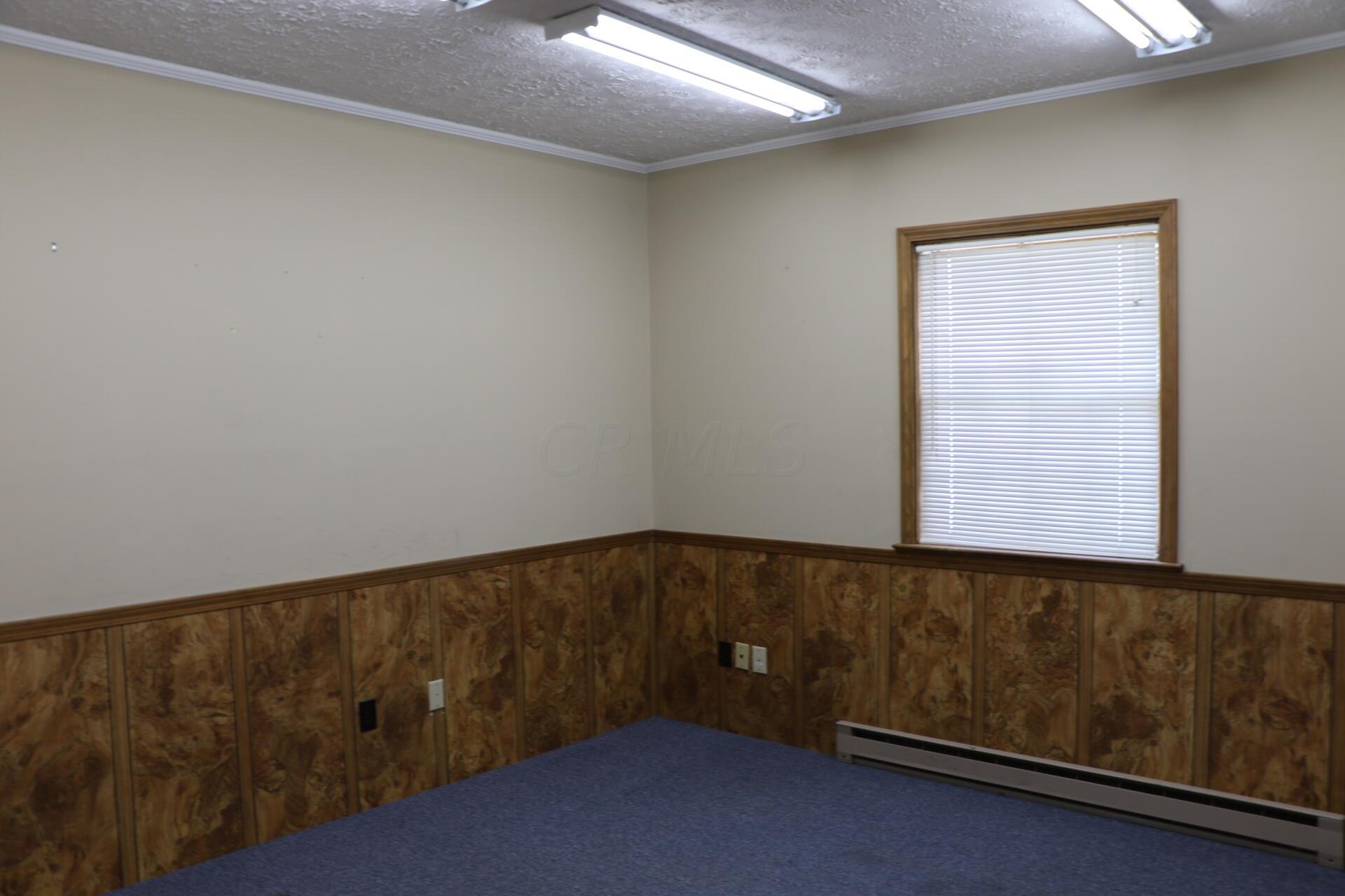 895 Harcourt Road Property Photo 7