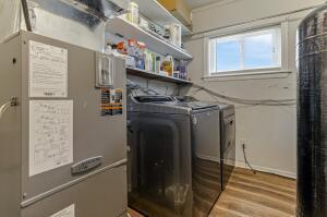 2781 Innis Road, C Property Photo 18