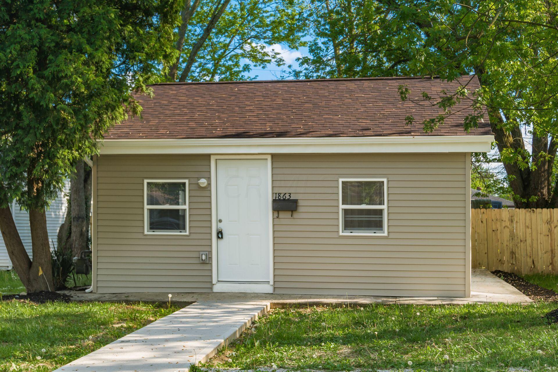 1863 Ward Road Property Photo 2