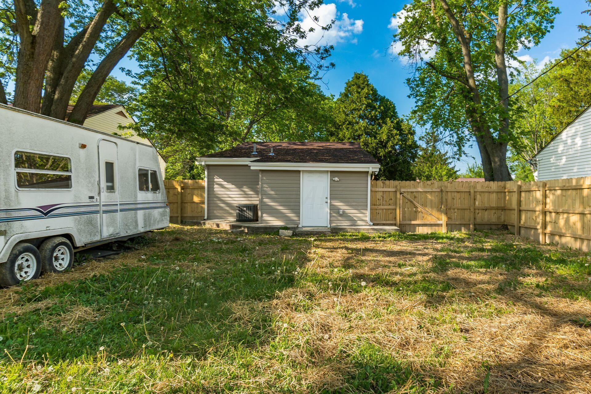 1863 Ward Road Property Photo 34