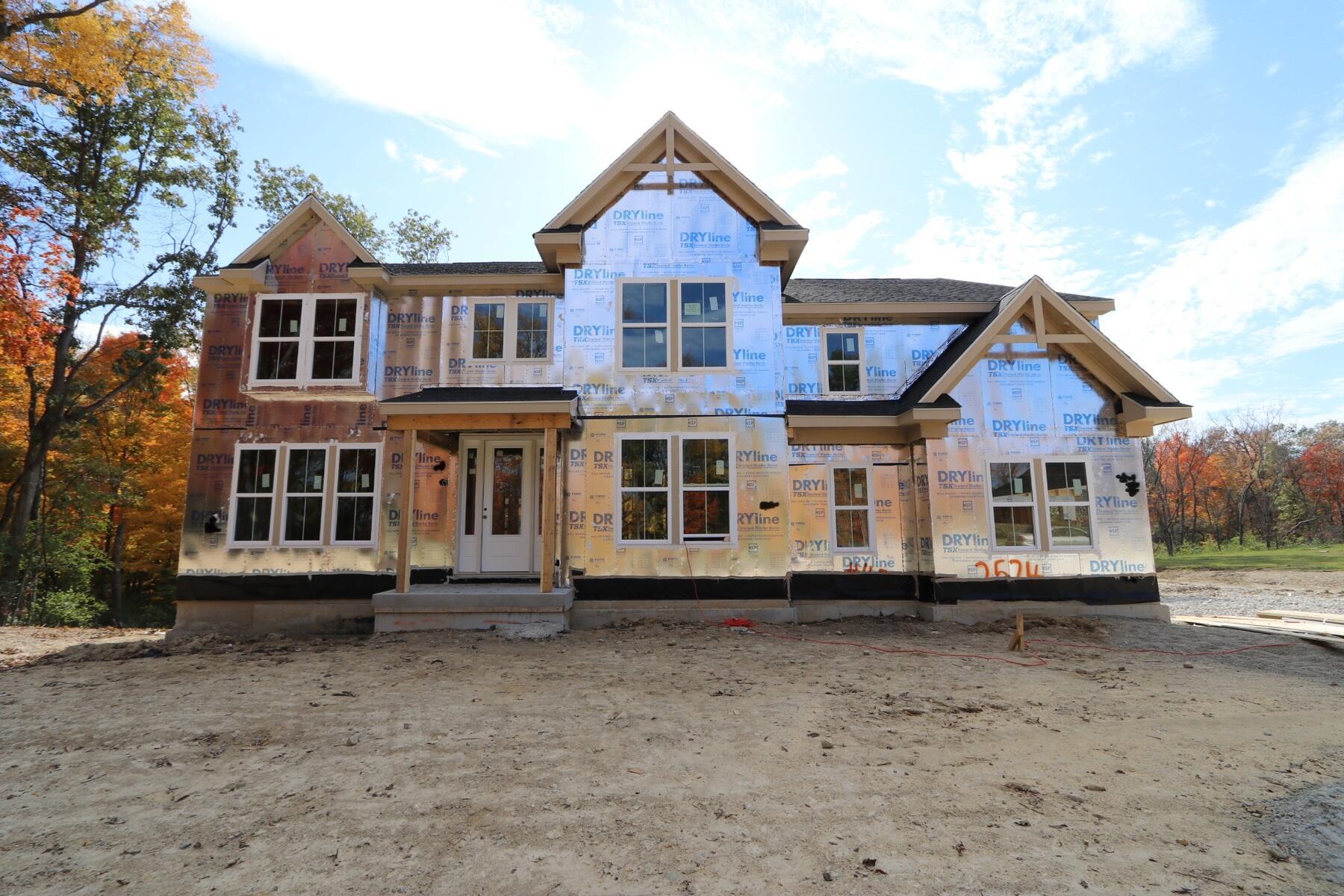 2574 Muirfield Drive Property Photo