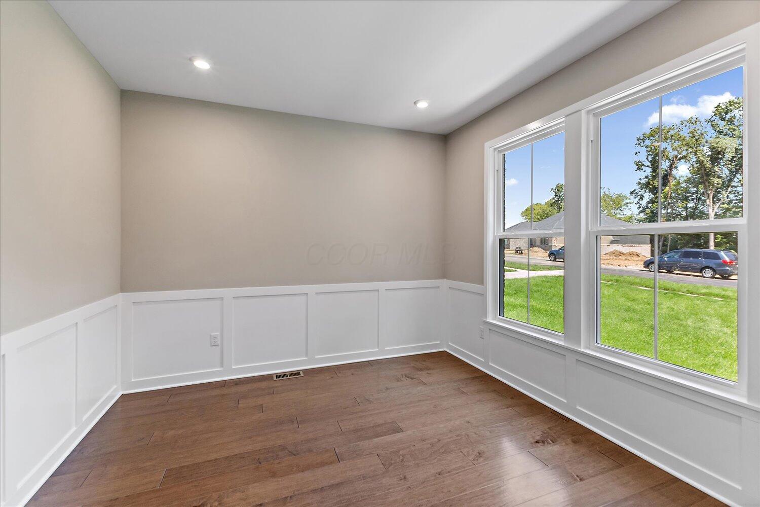 2574 Muirfield Drive Property Photo 13