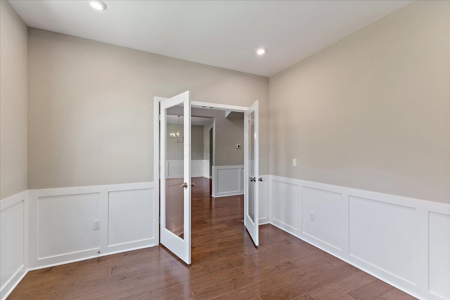 2574 Muirfield Drive Property Photo 14