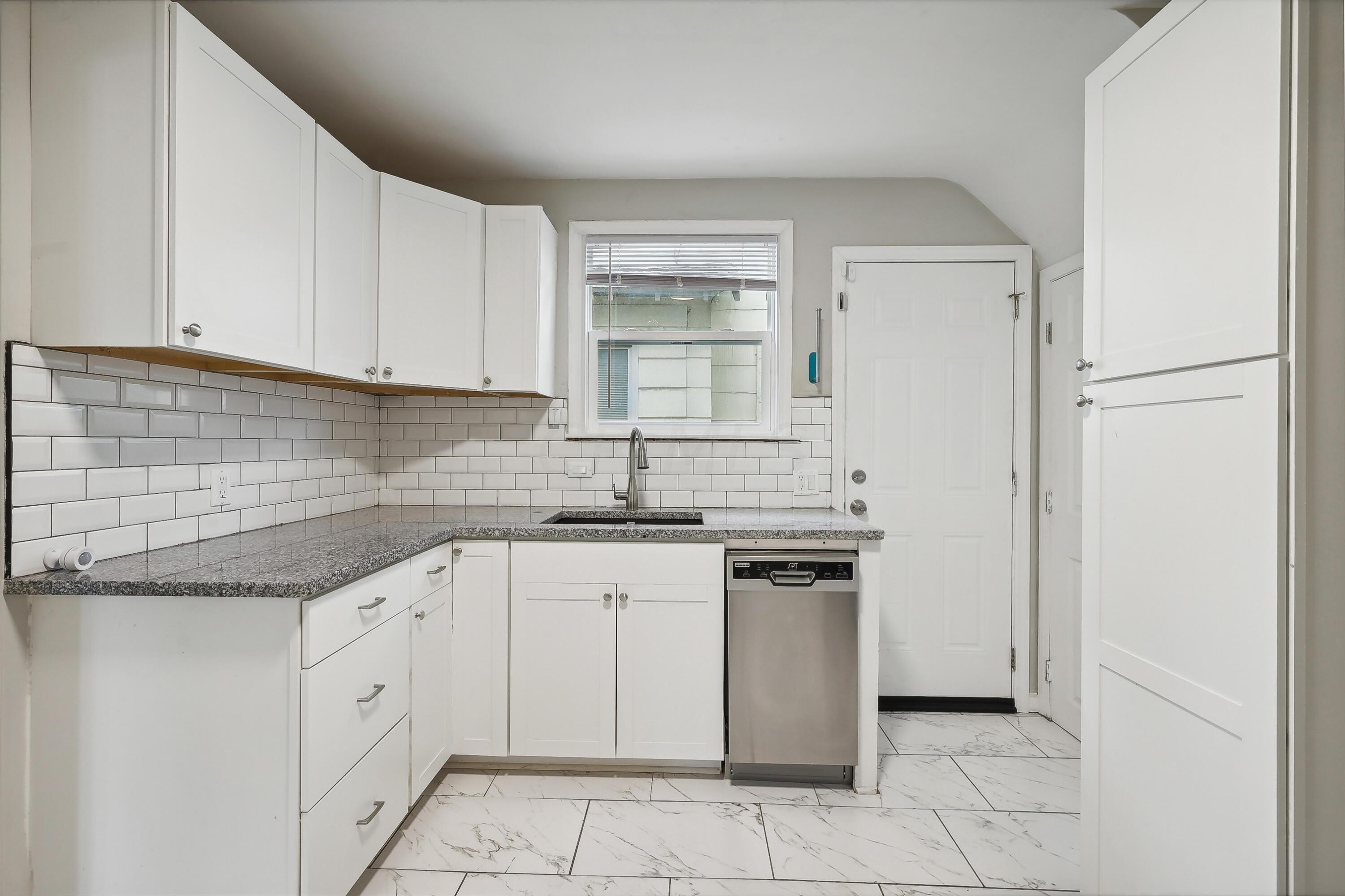 1519 E Hudson Street Property Photo 14