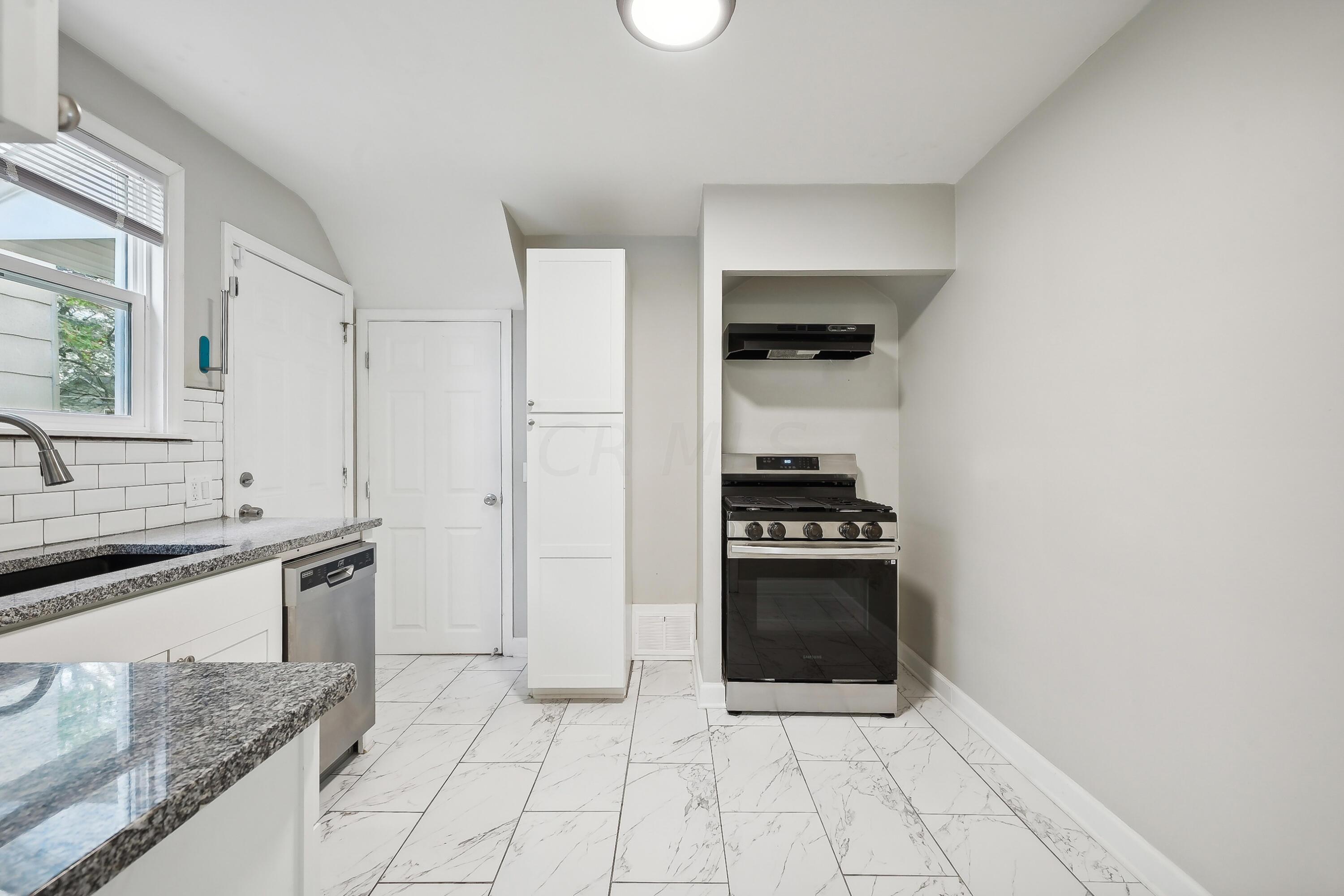 1519 E Hudson Street Property Photo 15