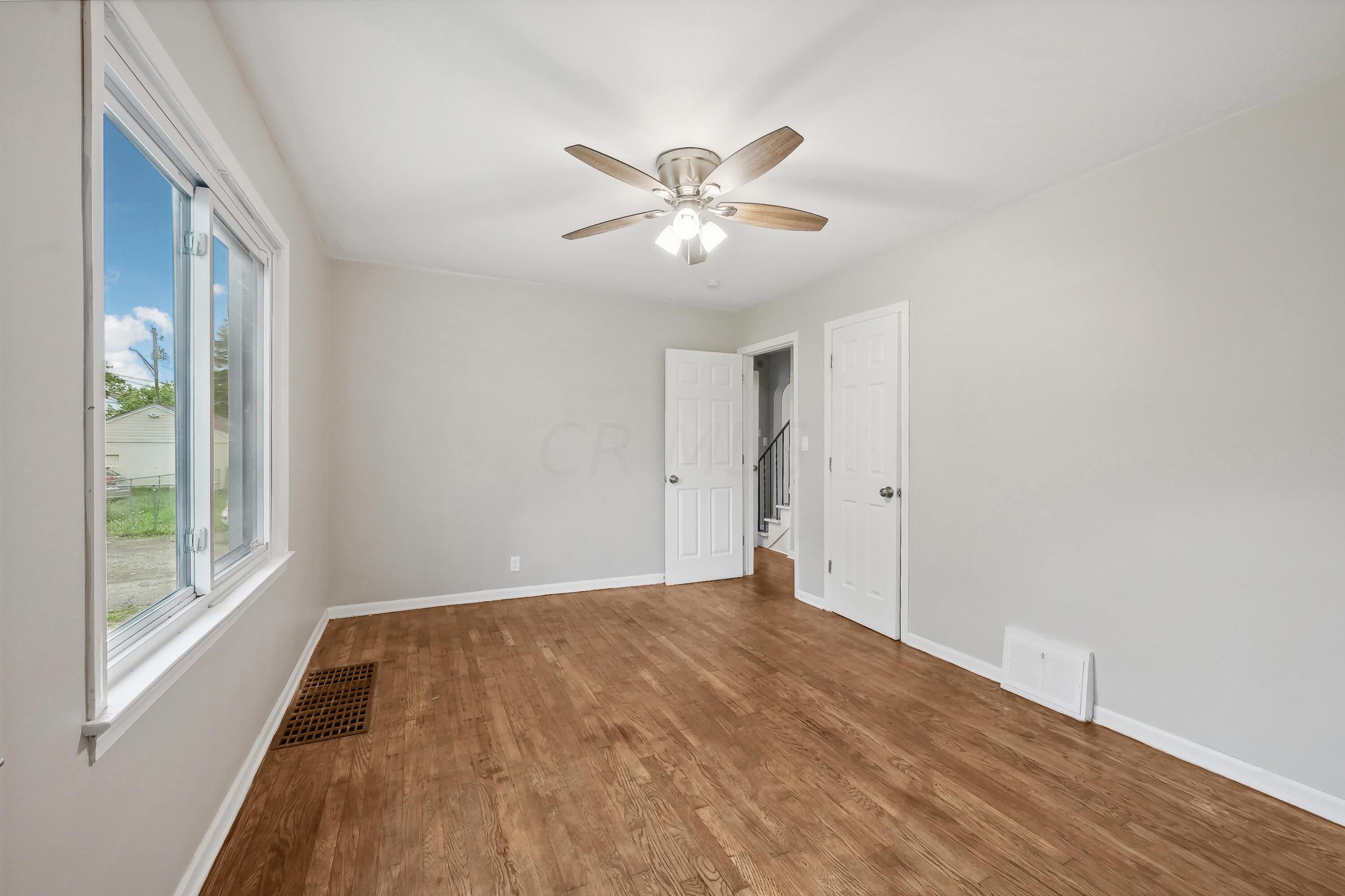 1519 E Hudson Street Property Photo 17