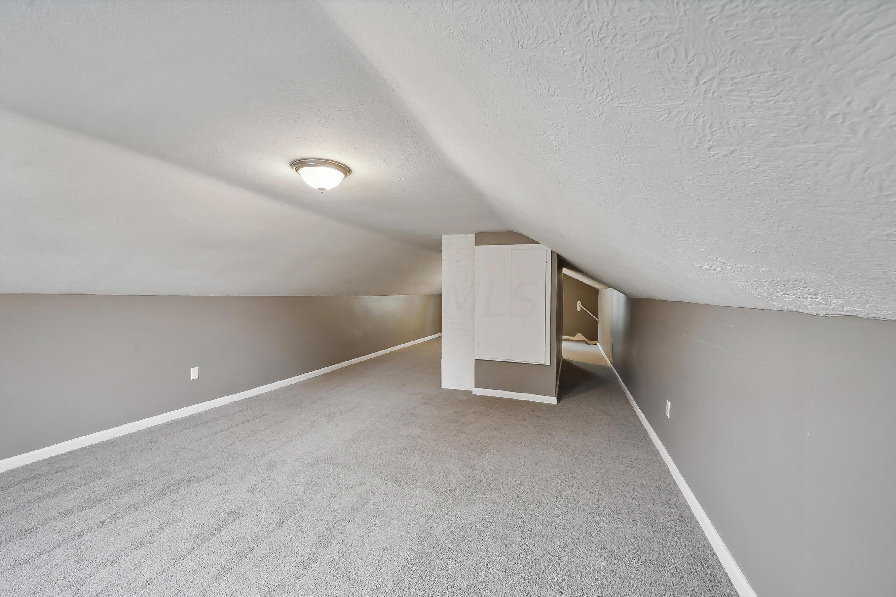 1519 E Hudson Street Property Photo 21
