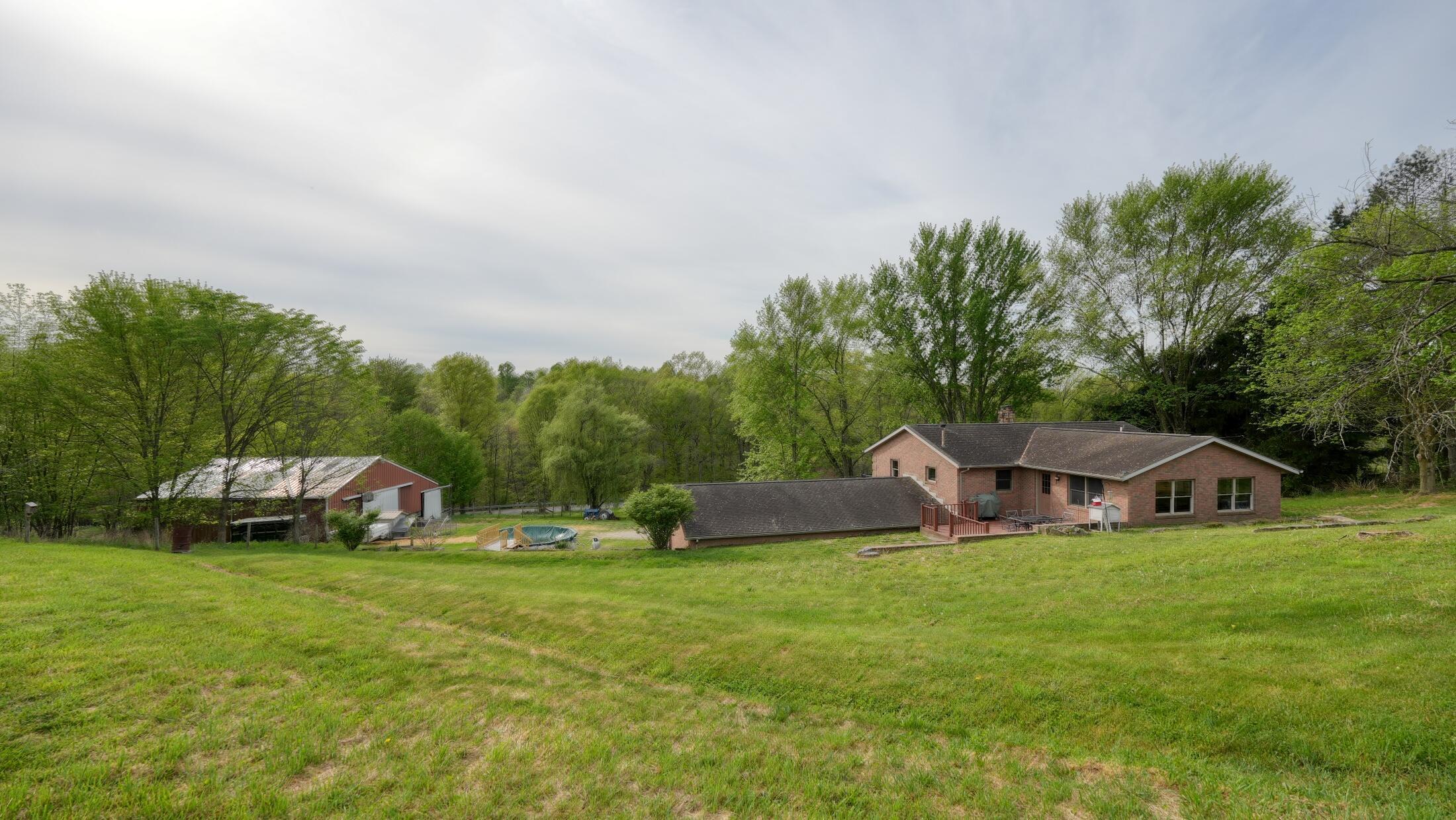 18847 Sugartree Road Property Photo 5