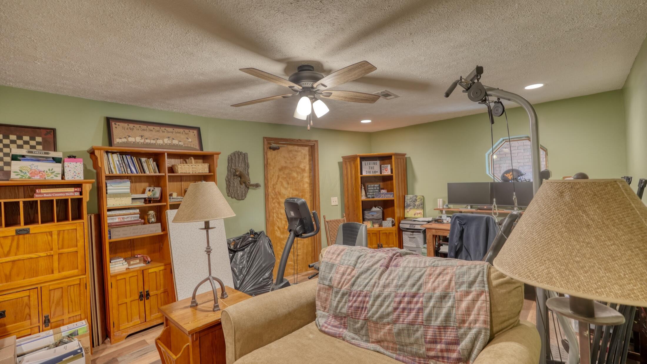 18847 Sugartree Road Property Photo 20