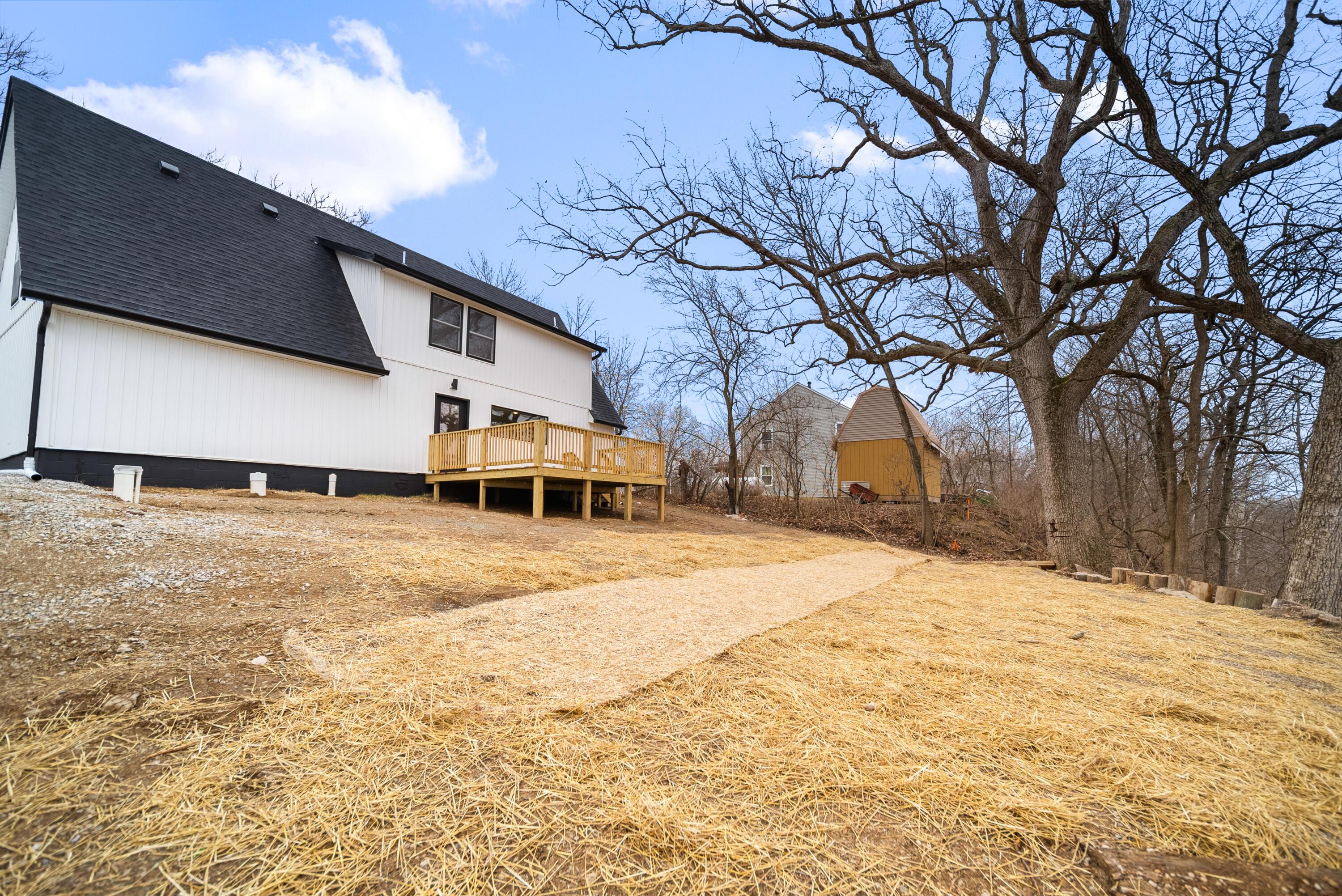 6707 Darby Boulevard Property Photo 9