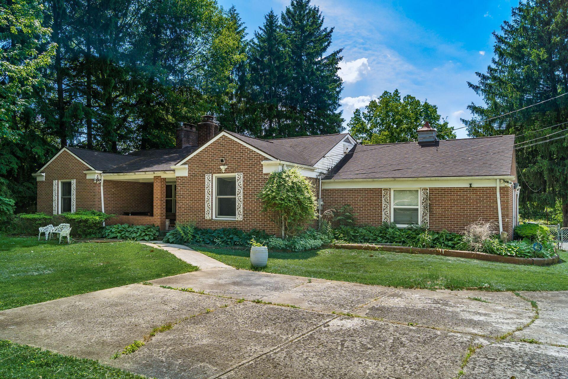 4165 Sunbury Road Property Photo 1