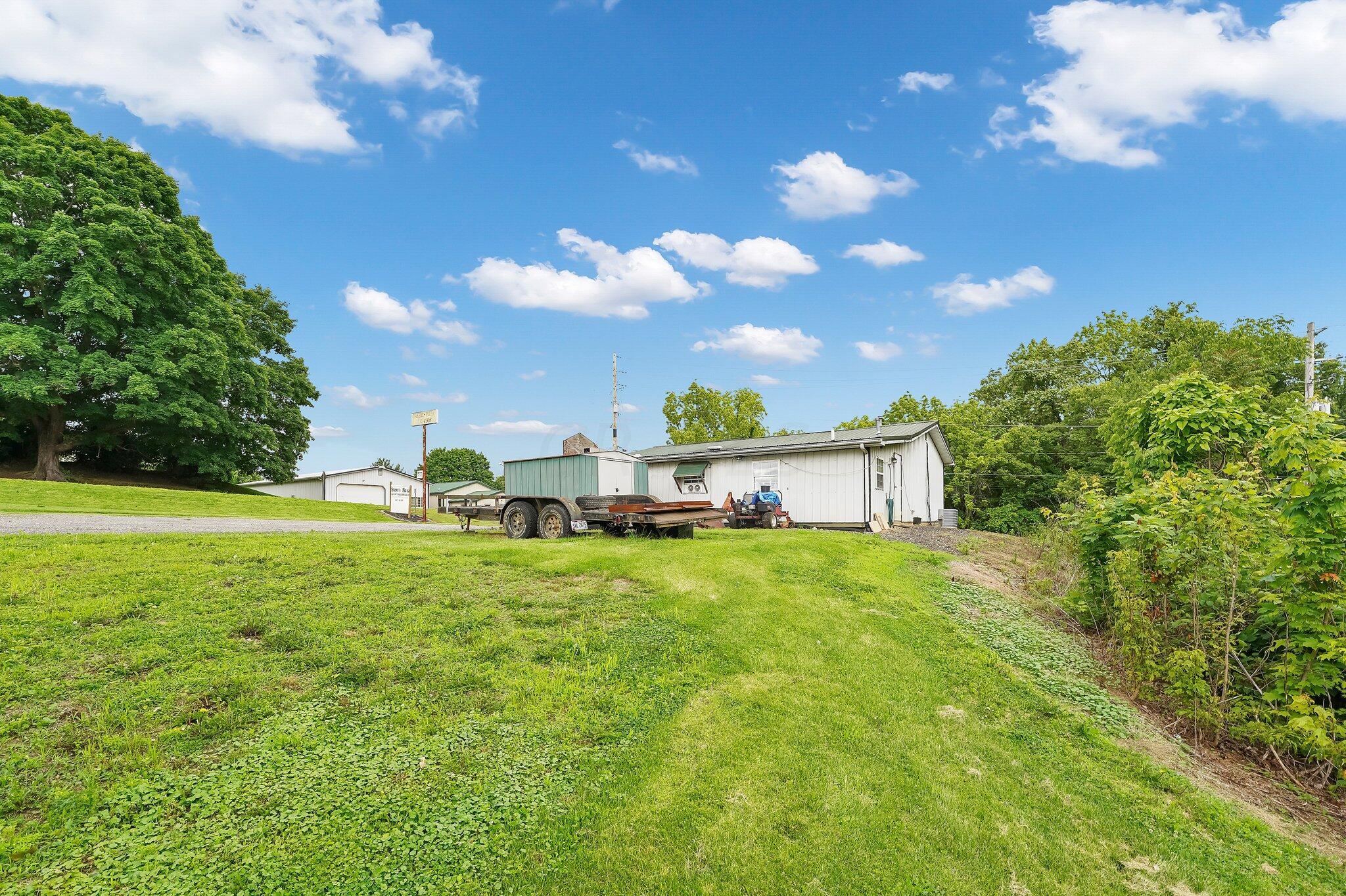 11850 Walnut Street Property Photo 23