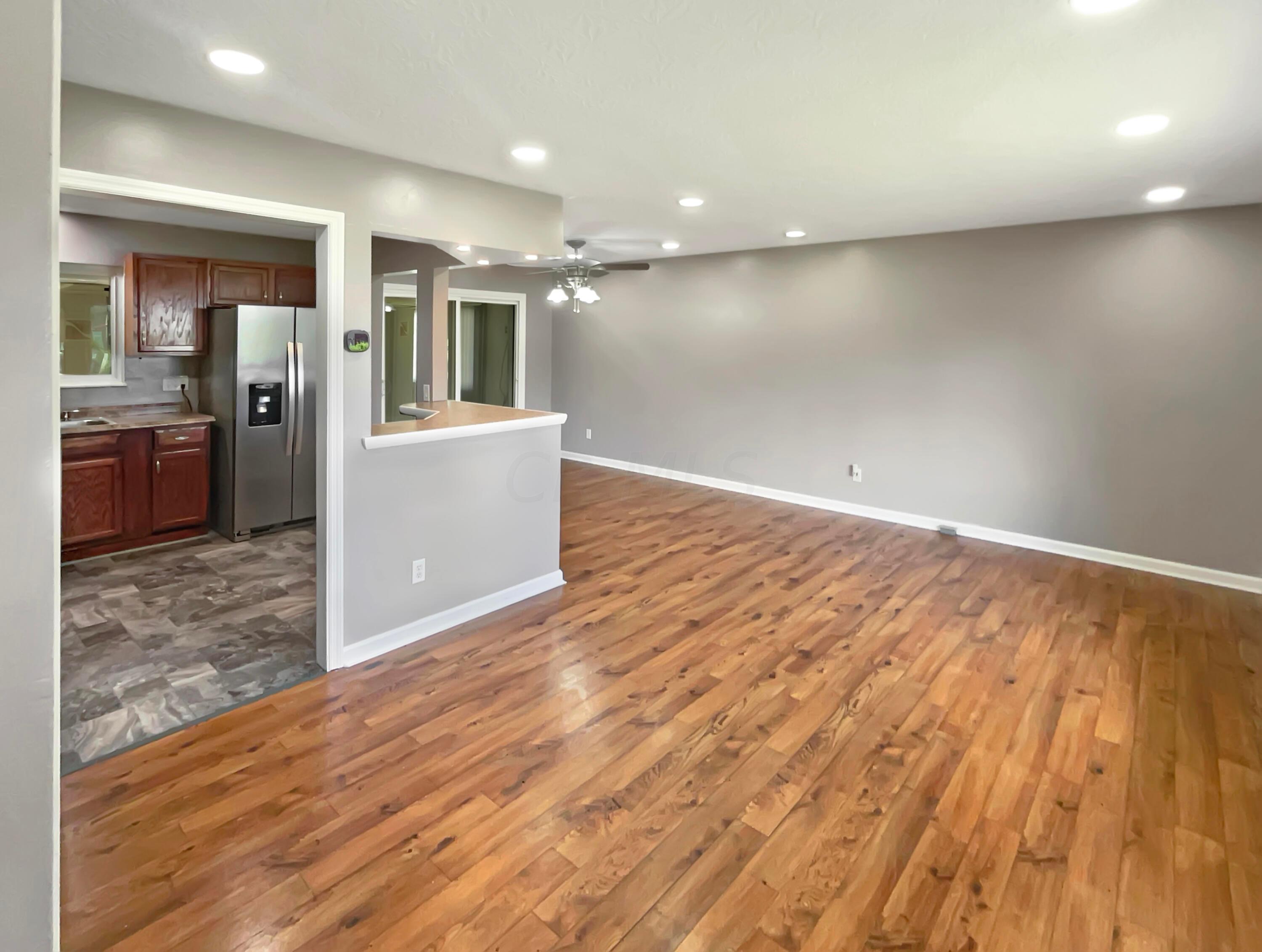 820 Allison Drive Property Photo 3