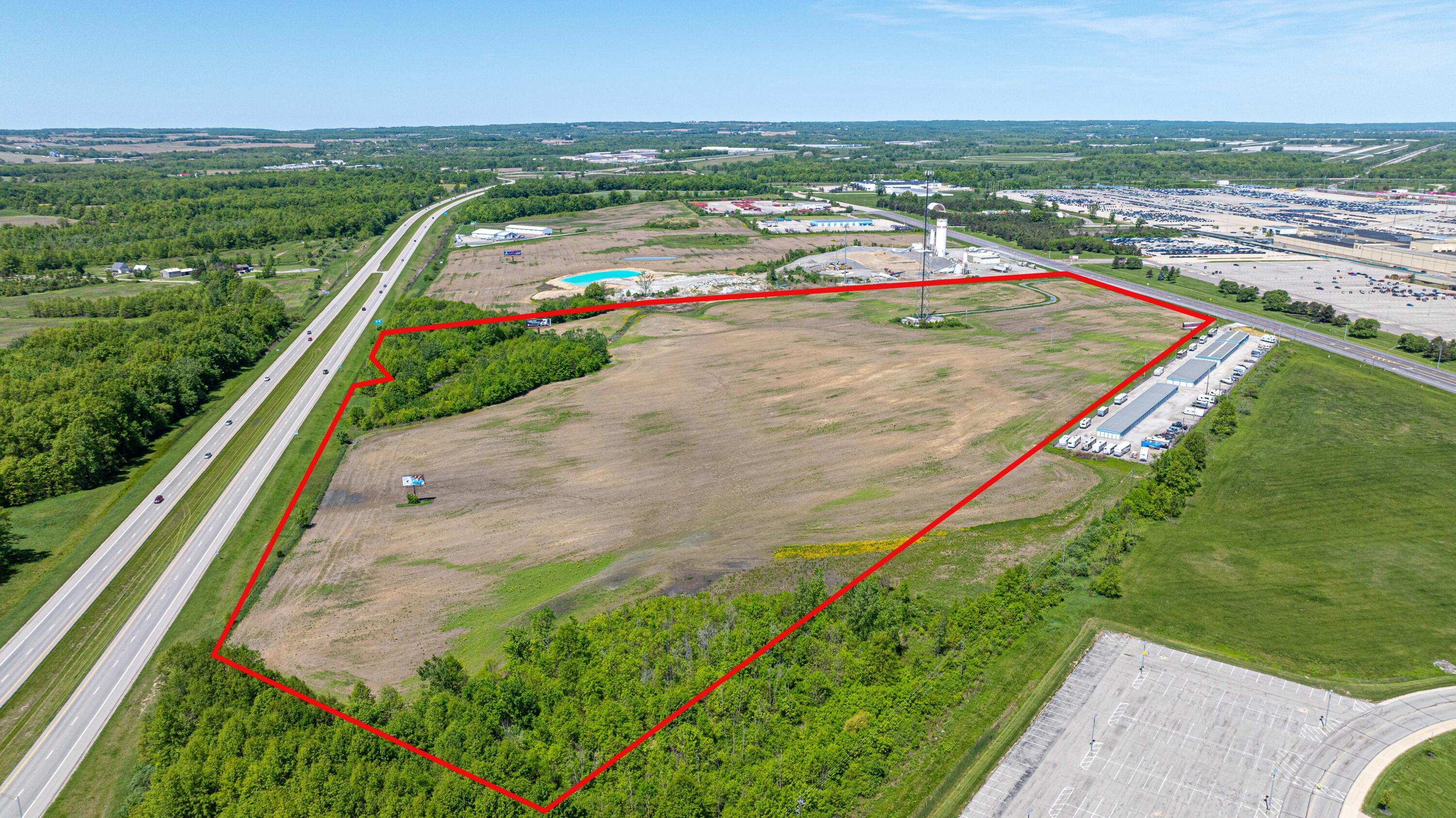24455 Honda Parkway Property Photo 10