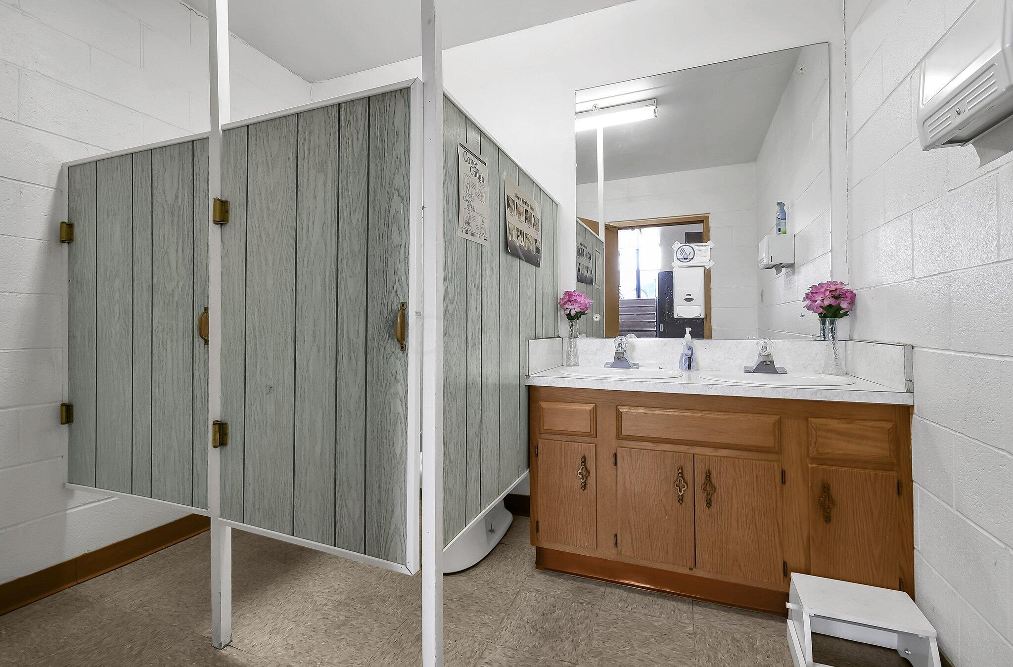 1182 N 6th Street Property Photo 15