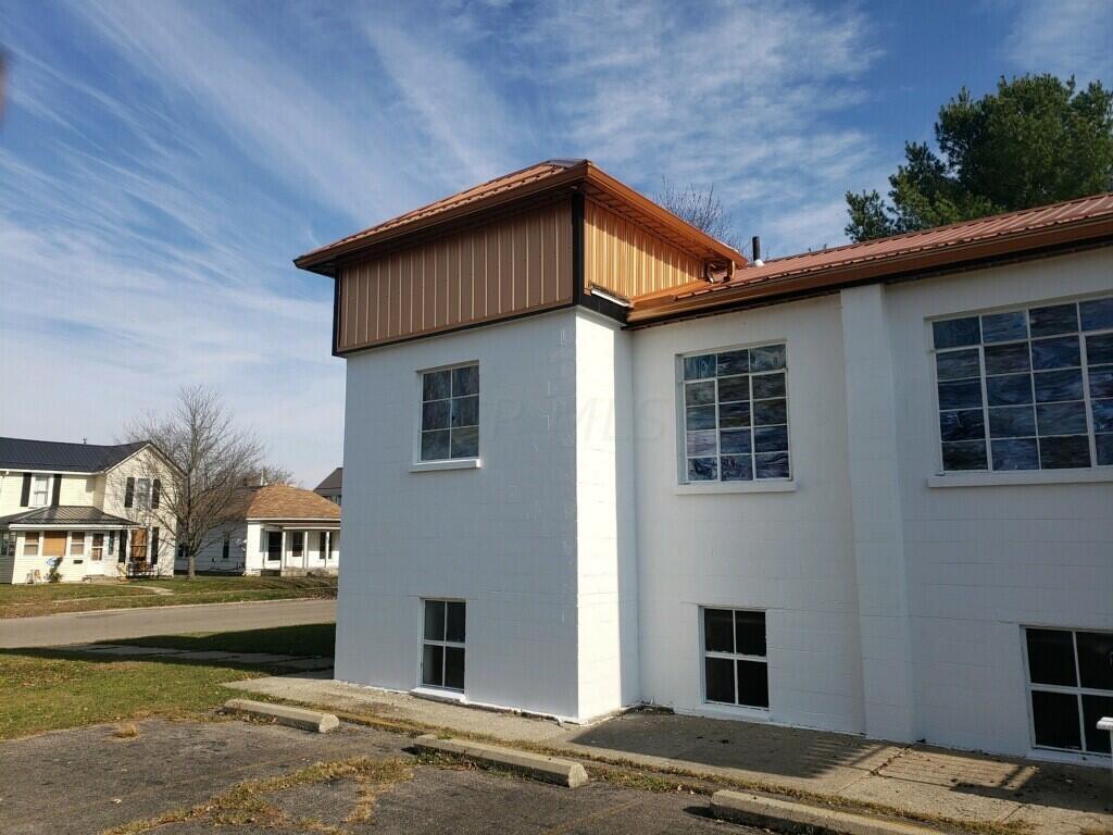 935 Millwood Avenue Property Photo 4