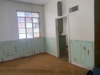 935 Millwood Avenue Property Photo 7