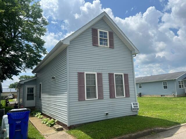 980 Akron Street Property Photo 1