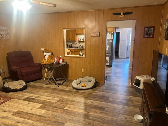 980 Akron Street Property Photo 7