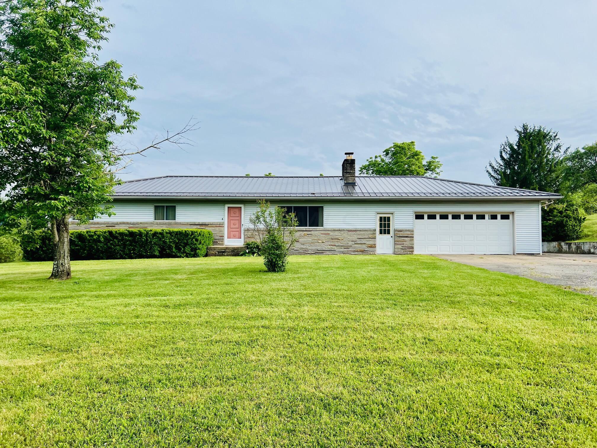 5123 State Route 13 Se Property Photo 2