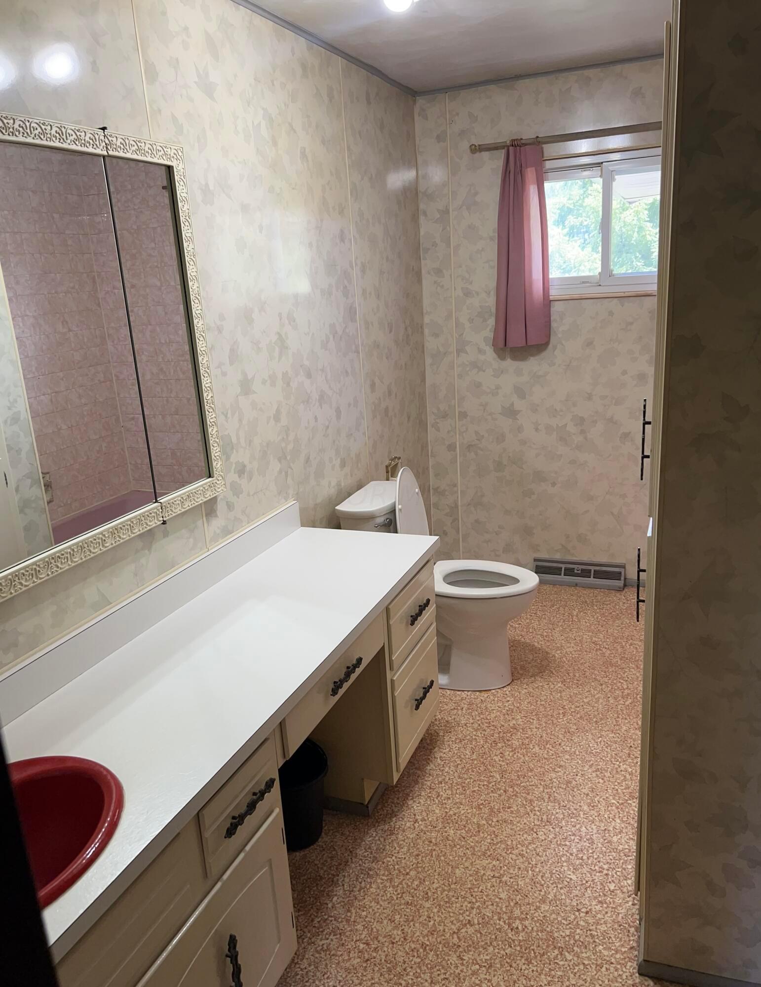 5123 State Route 13 Se Property Photo 7