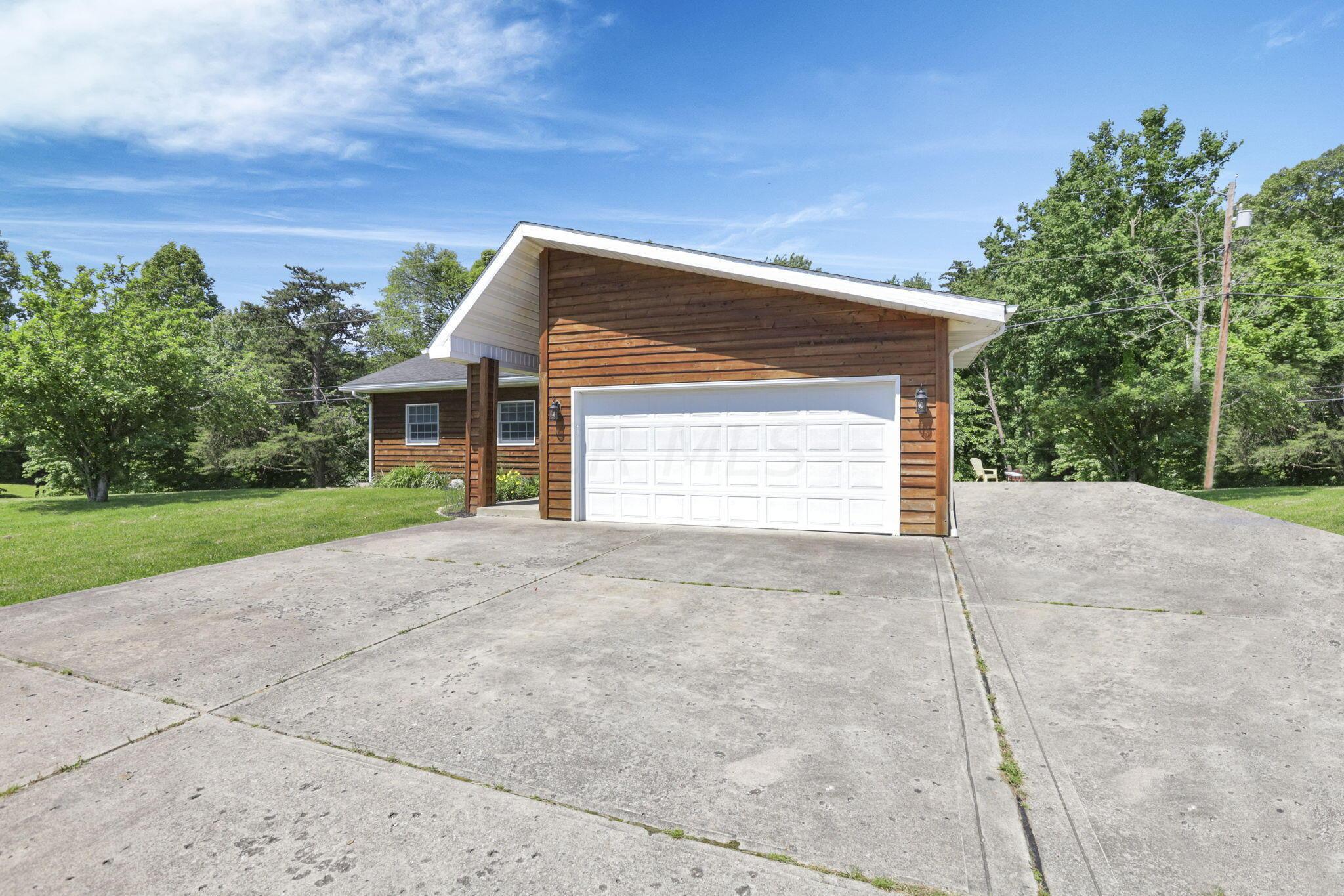 8941 State Route 664 N Property Photo 41