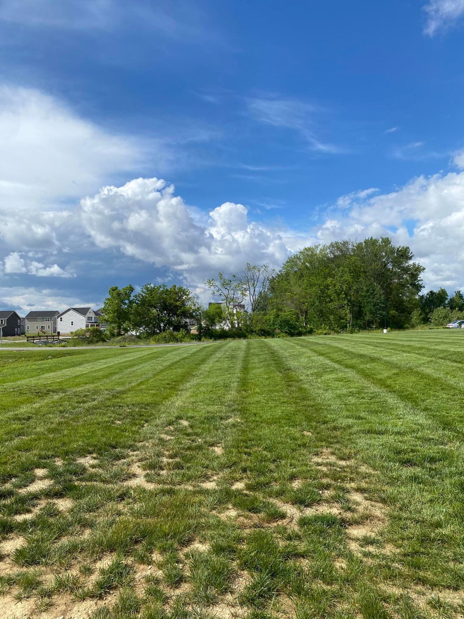 8260 Refugee Road Property Photo 3