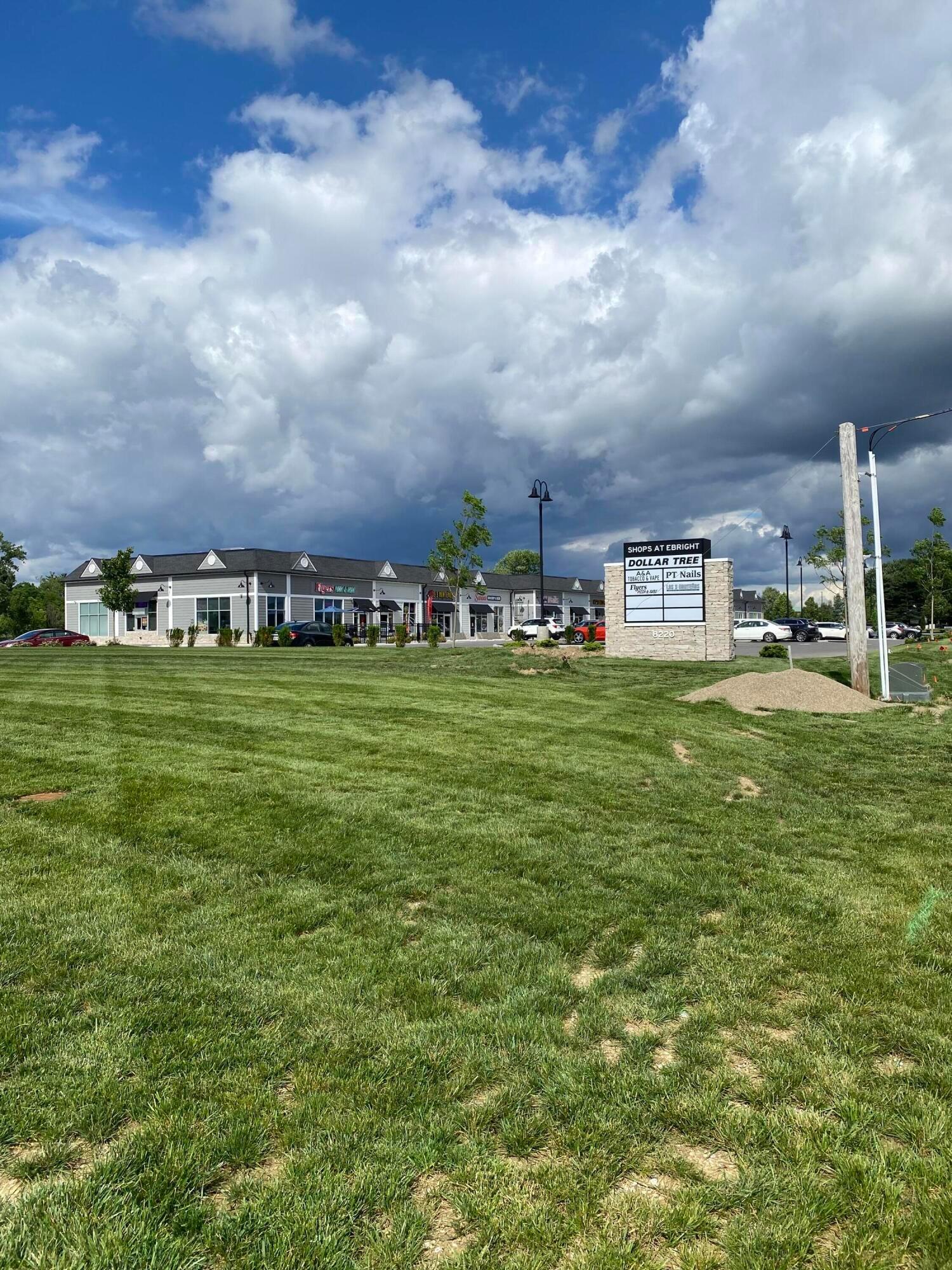 8260 Refugee Road Property Photo 5