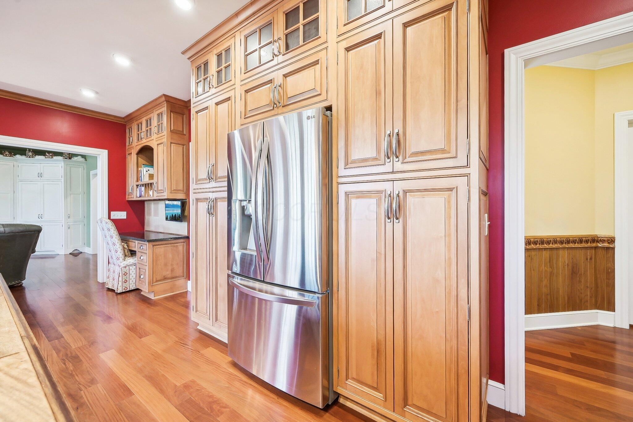 1424 Greenbrier Drive Property Photo 19