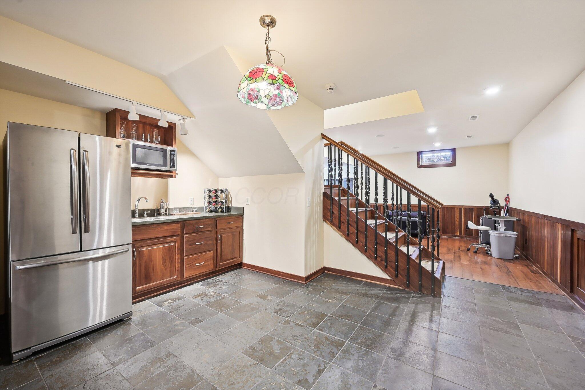 1424 Greenbrier Drive Property Photo 58