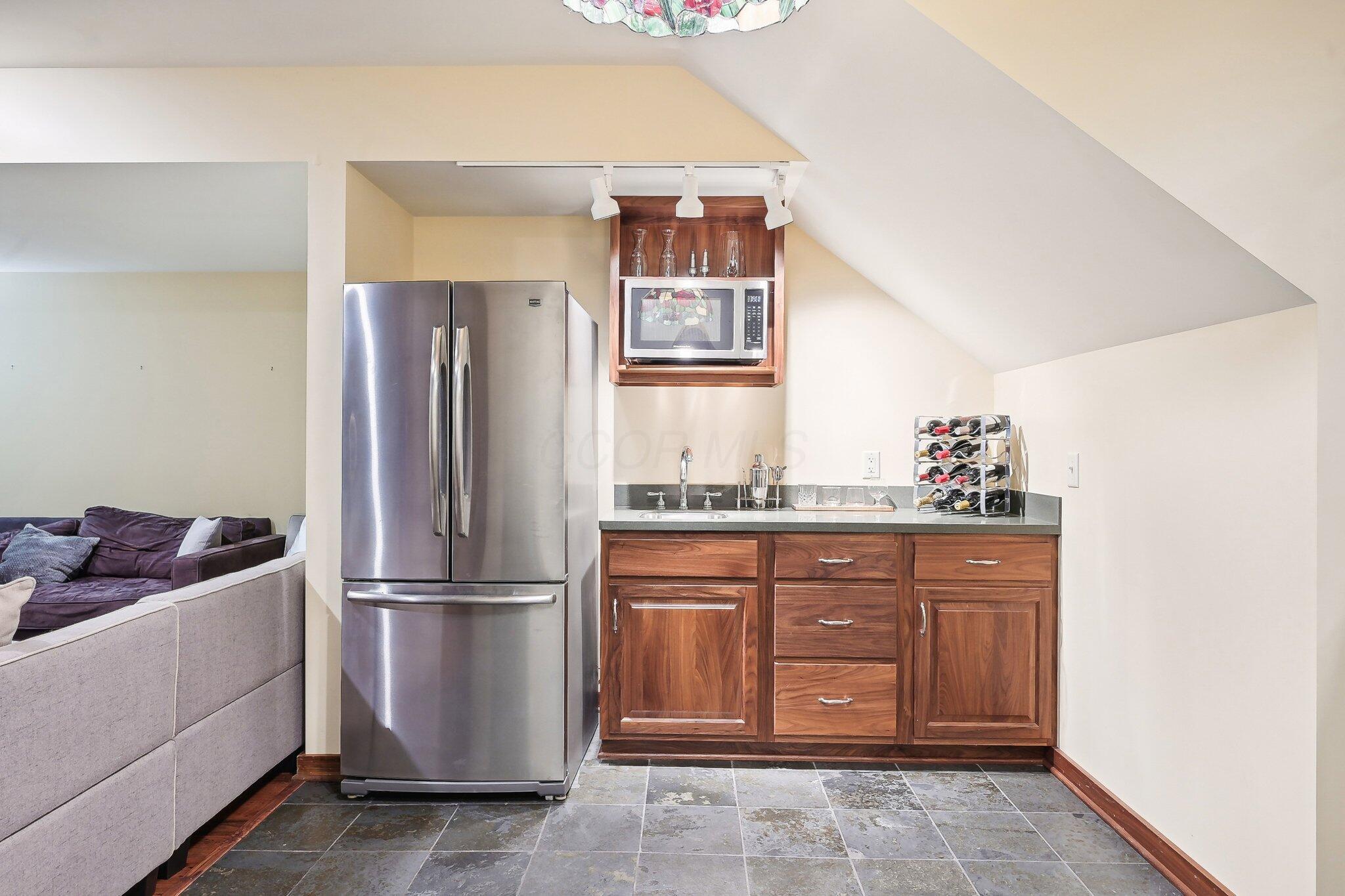 1424 Greenbrier Drive Property Photo 60