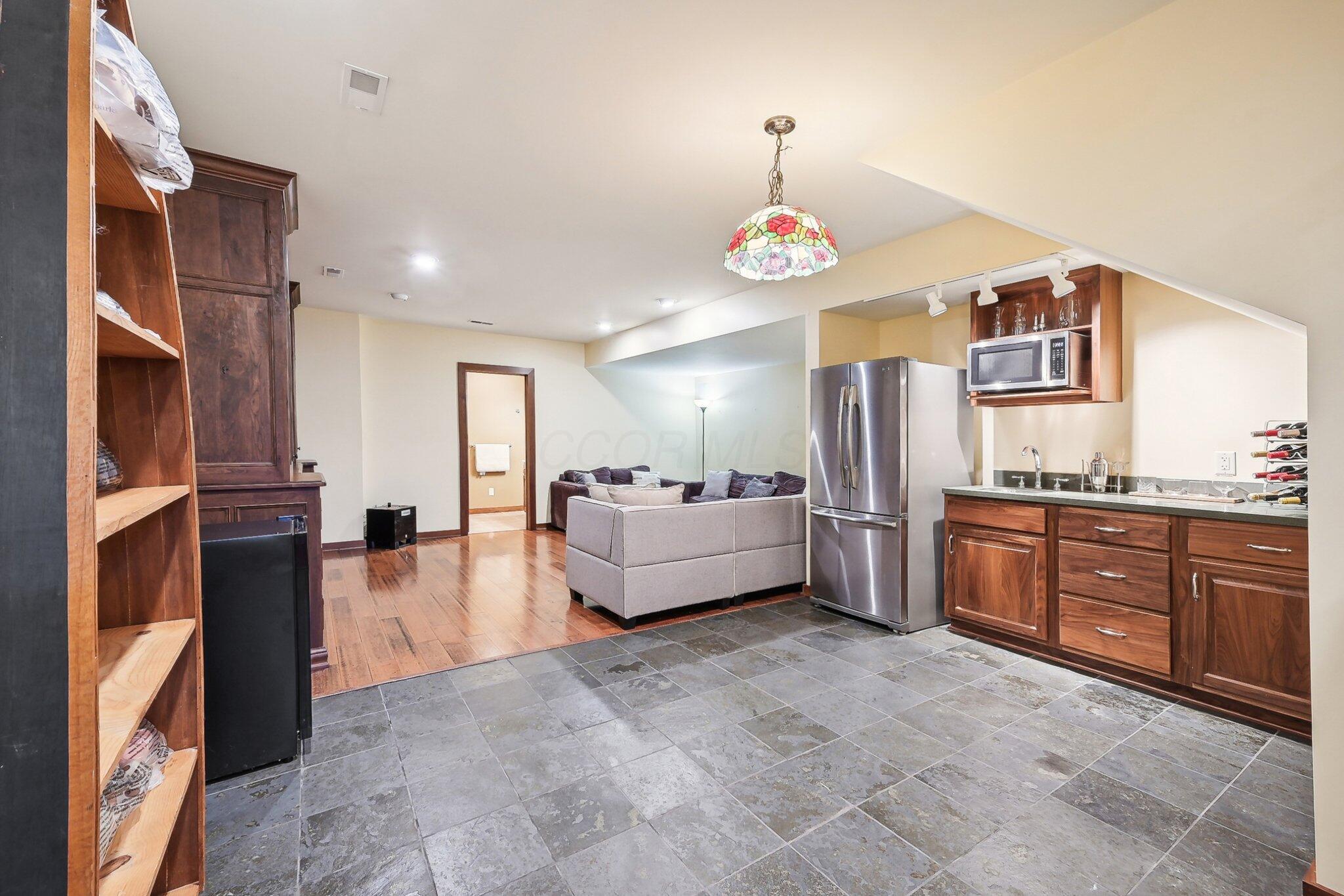 1424 Greenbrier Drive Property Photo 63