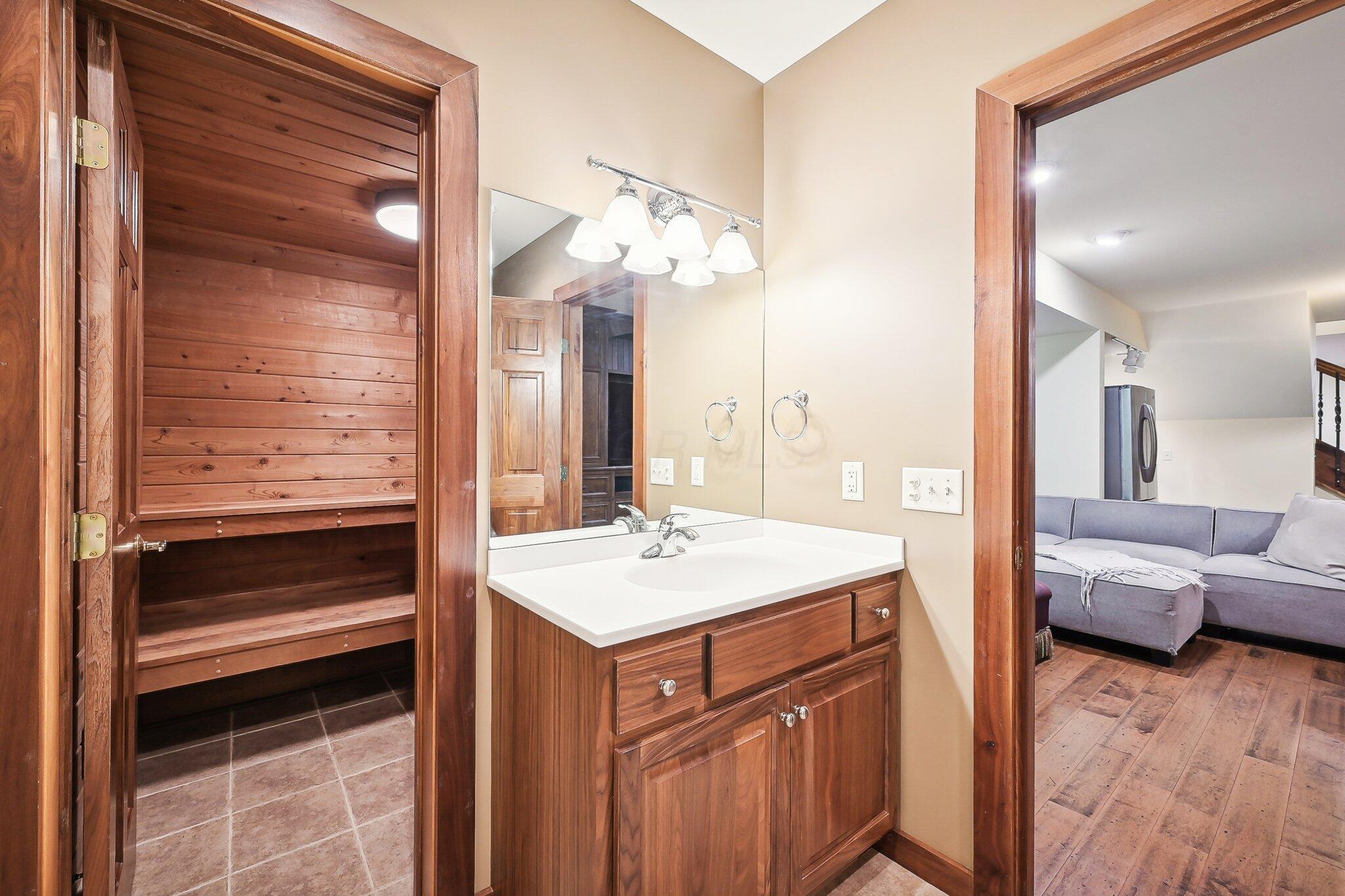 1424 Greenbrier Drive Property Photo 66