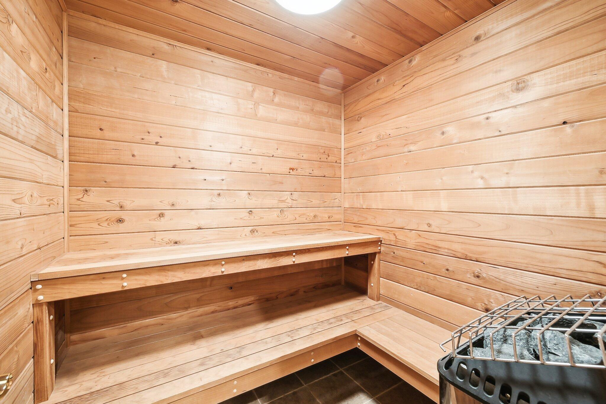 1424 Greenbrier Drive Property Photo 67