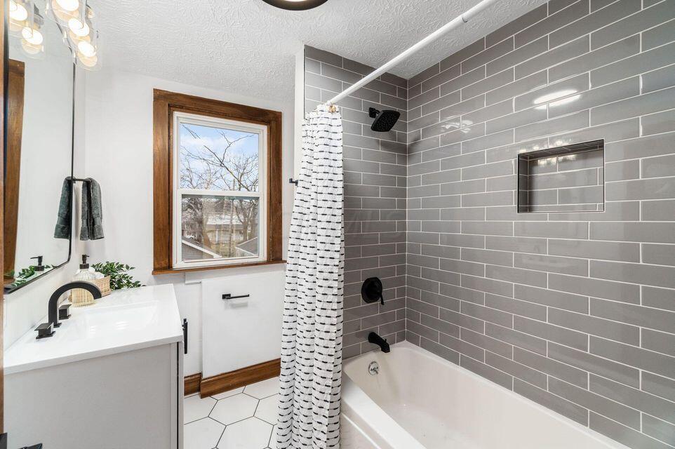 386 E Welch Avenue Property Photo 11