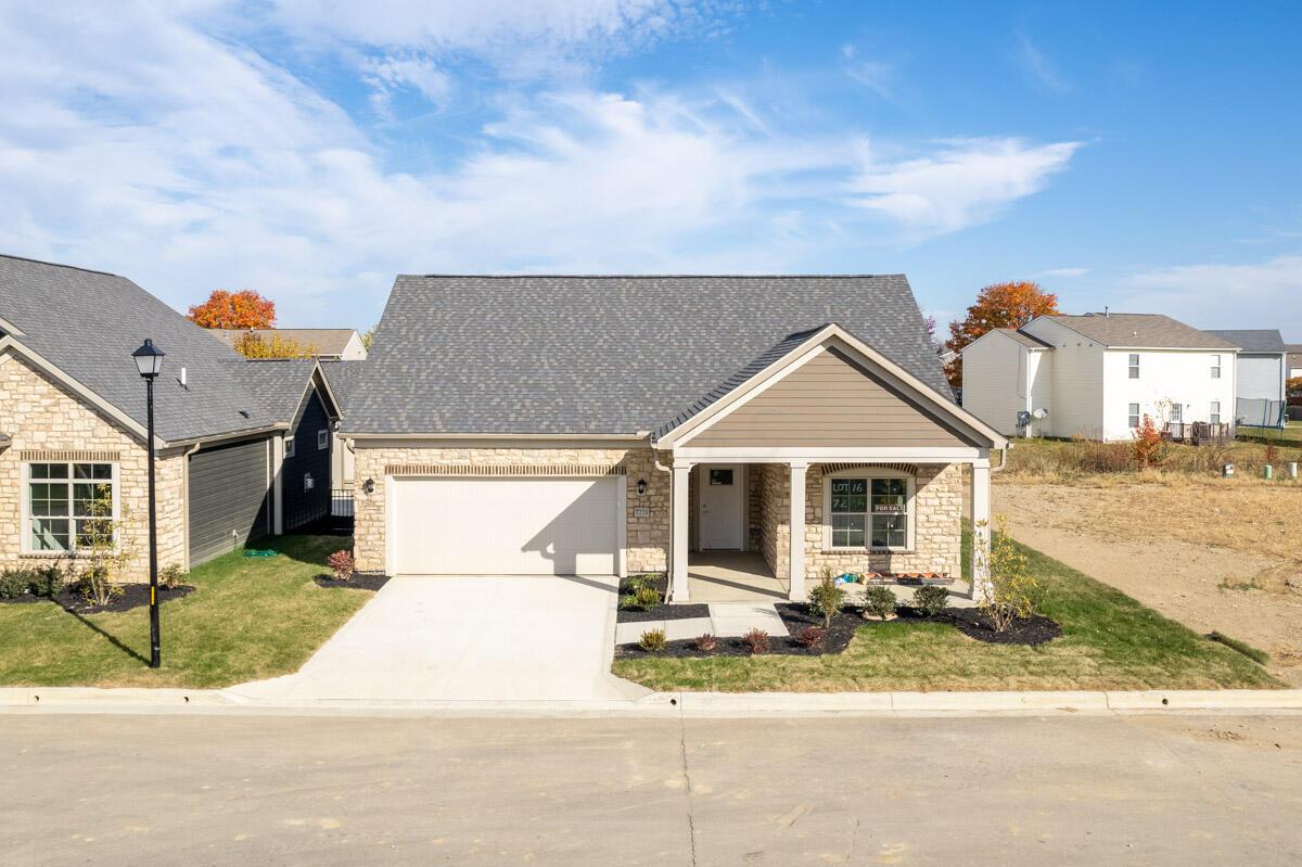 7178 Lehman Park Place Property Photo 4
