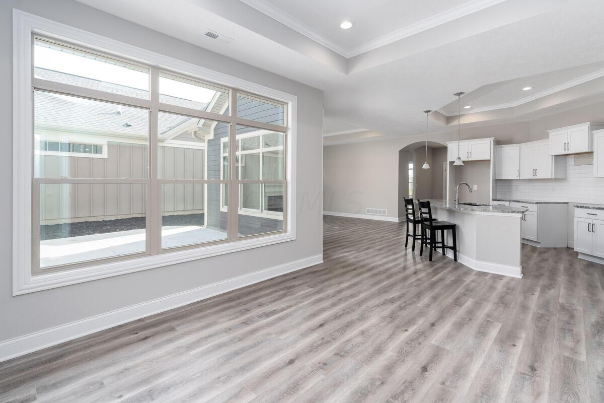 7255 Lehman Park Place Property Photo 10