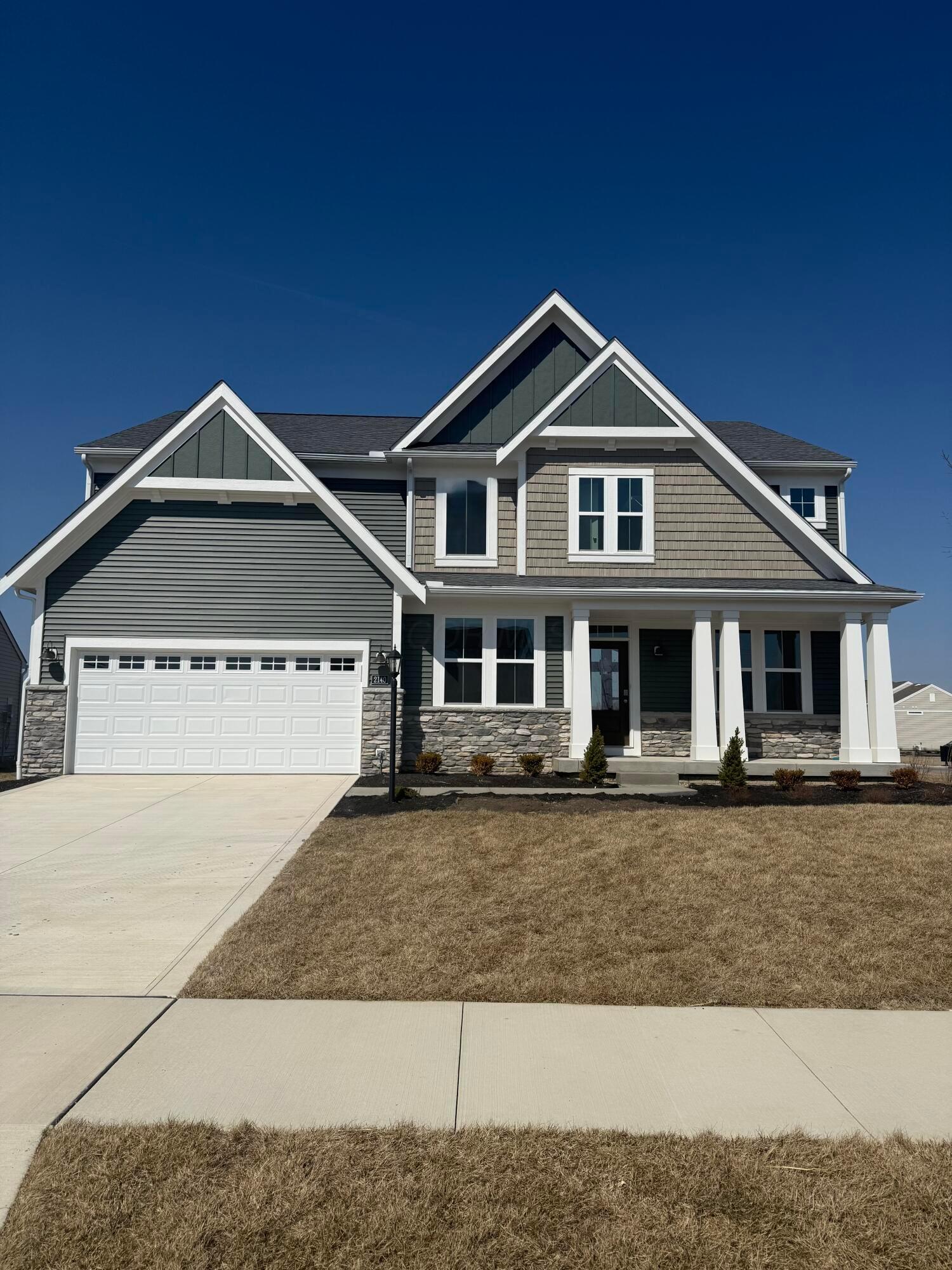2140 Breezeway Place Property Photo 1