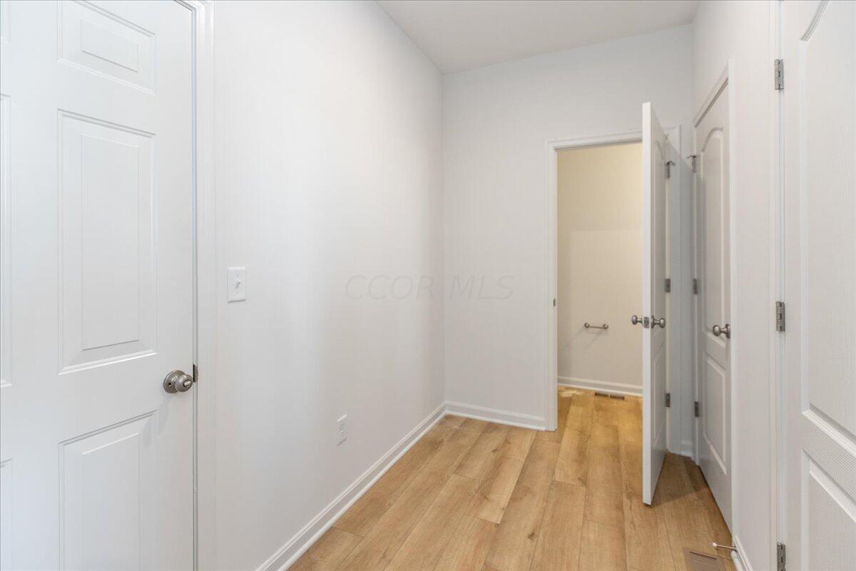 2140 Breezeway Place Property Photo 19